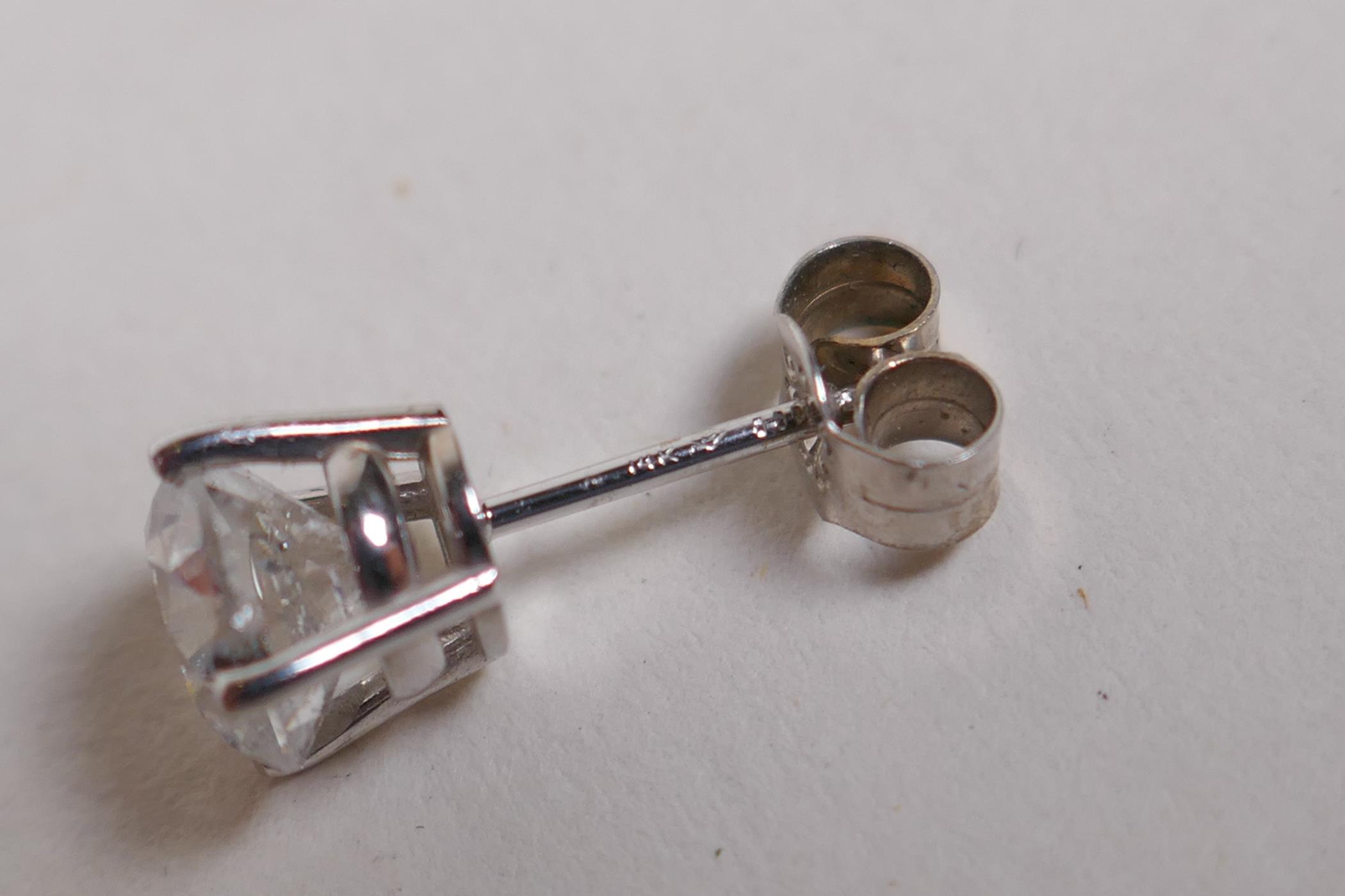 A pair of 18ct white gold and diamond stud earrings, approx 2.1cts - Image 3 of 3