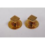 A pair of 18ct yellow gold cufflinks, 3.2g