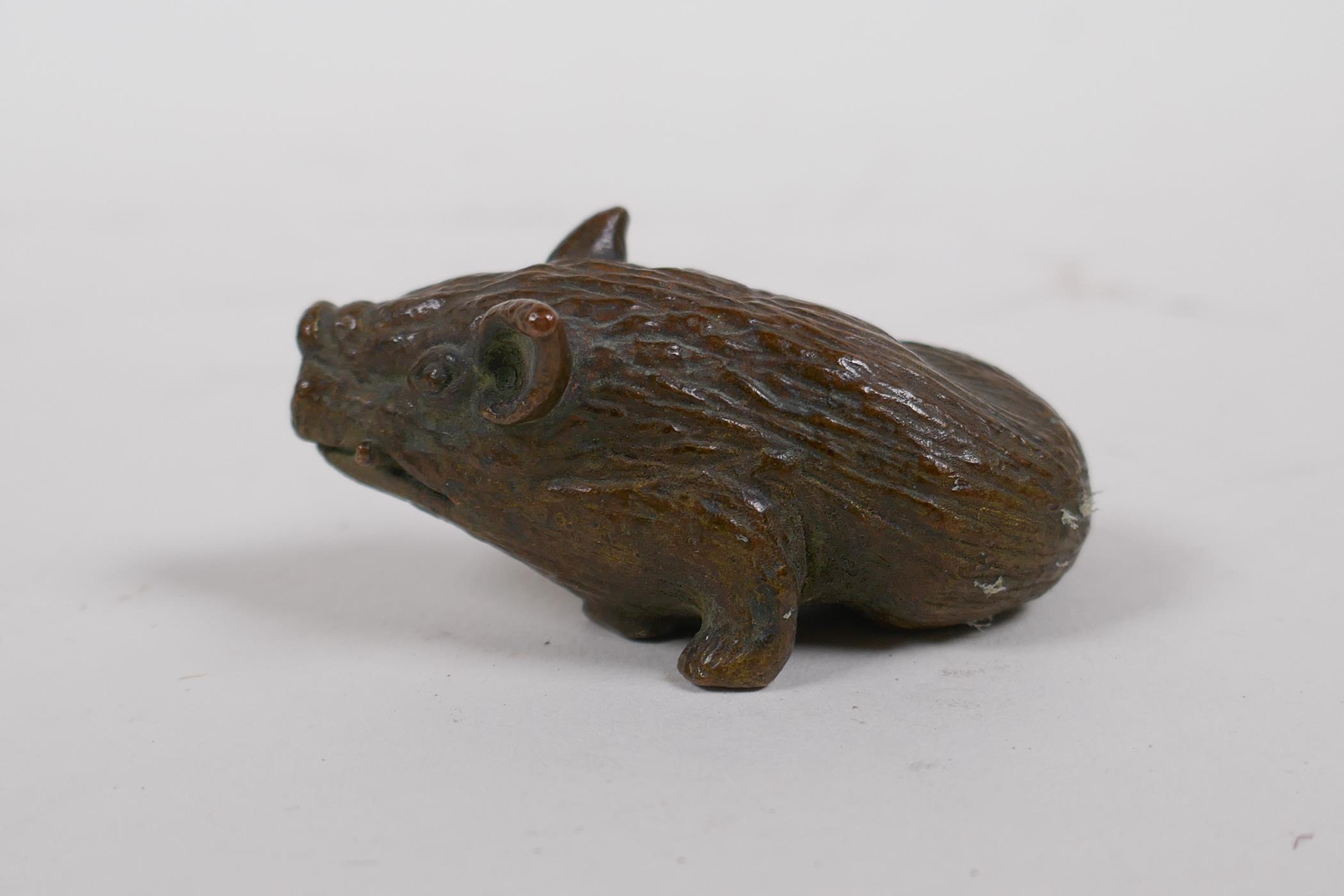 A Japanese bronze okimono boar, 5cm long - Image 3 of 3