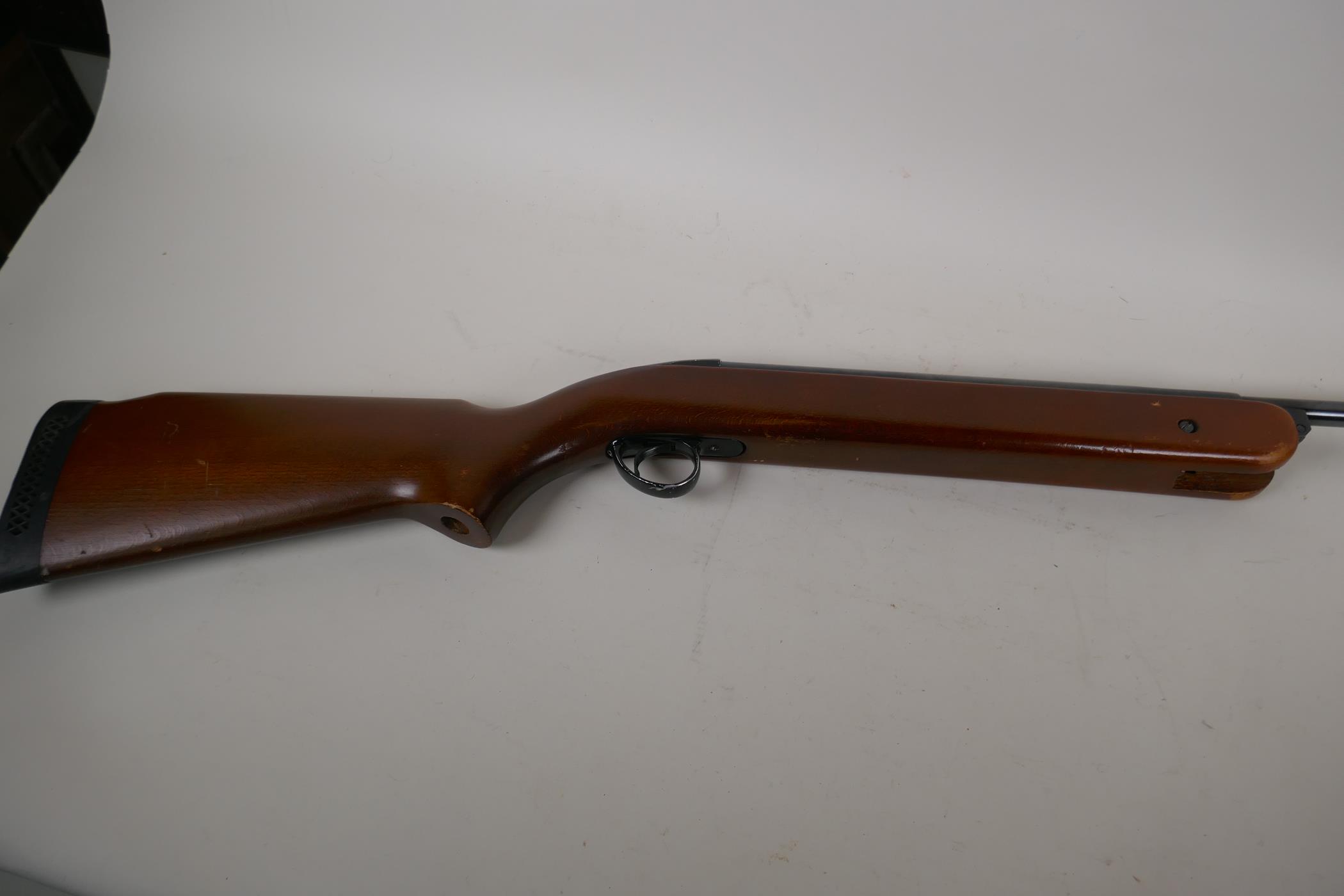 A BSA Mercury air rifle, 110cm long, sight missing, 22 calibre - Image 2 of 5