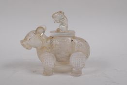 A Chinese glass box and cover in the form of a mythical creature, 13cm long
