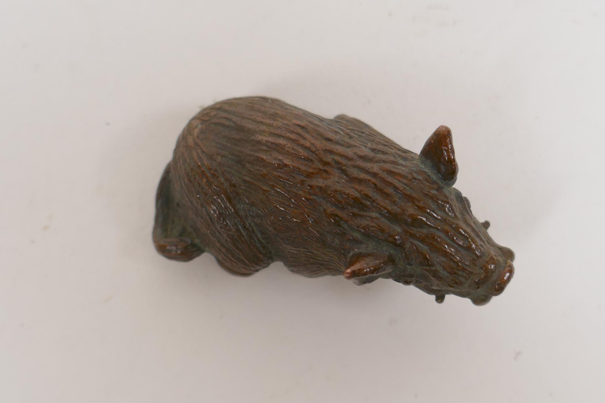 A Japanese bronze okimono boar, 5cm long - Image 2 of 3