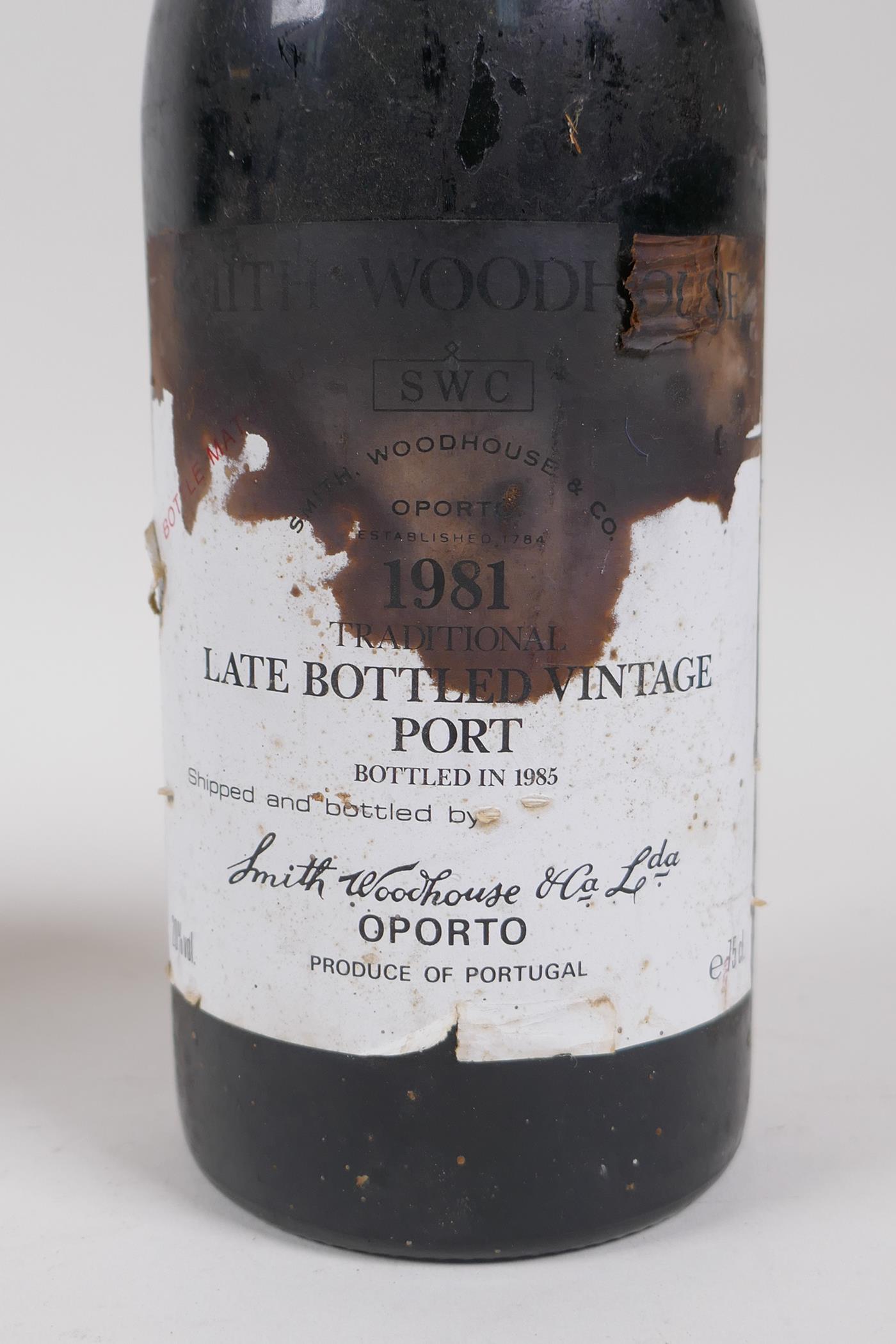 A bottle of Scholtz Hermanos Solern 1885 Malaga Wine, 0.75l, and a bottle of Smith Woodhouse 1981 - Image 6 of 7