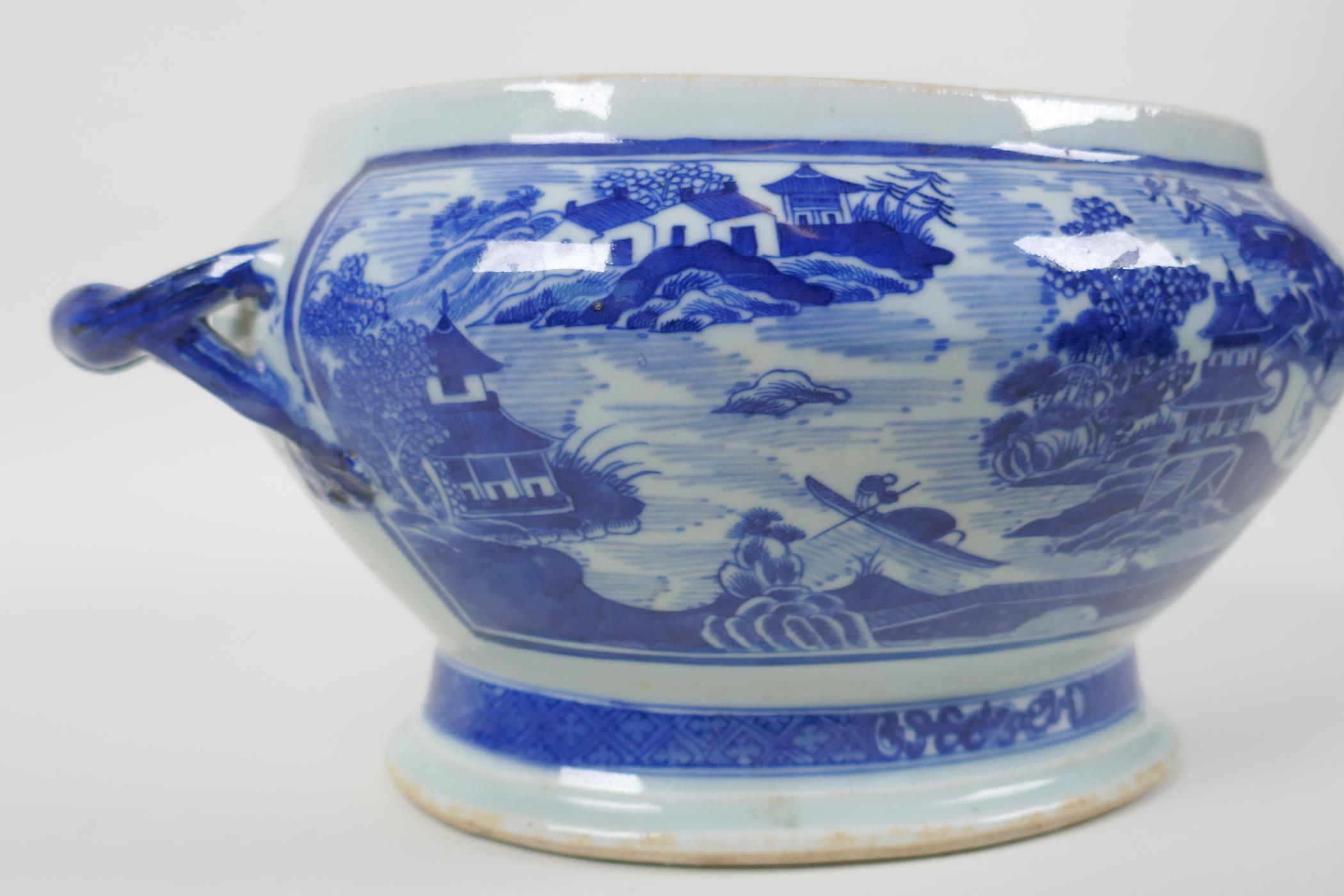 A C19th Chinese export blue and white porcelain two handled oval planter with decorative riverside - Image 2 of 5