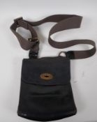 A Mulberry leather shoulder bag, clasp broken, 26 x 20cms