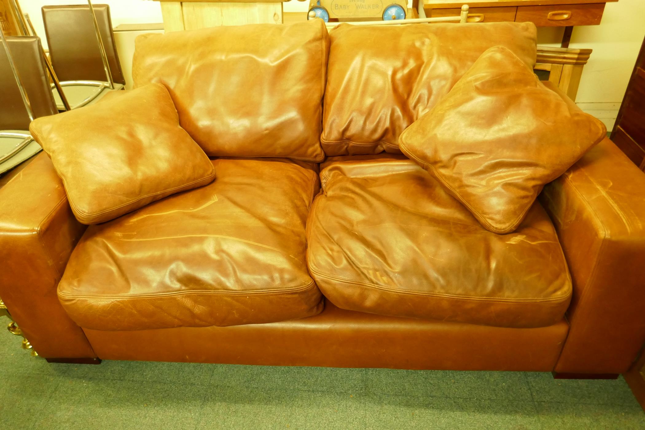 A leather two seater sofa, 190cm wide - Image 3 of 3