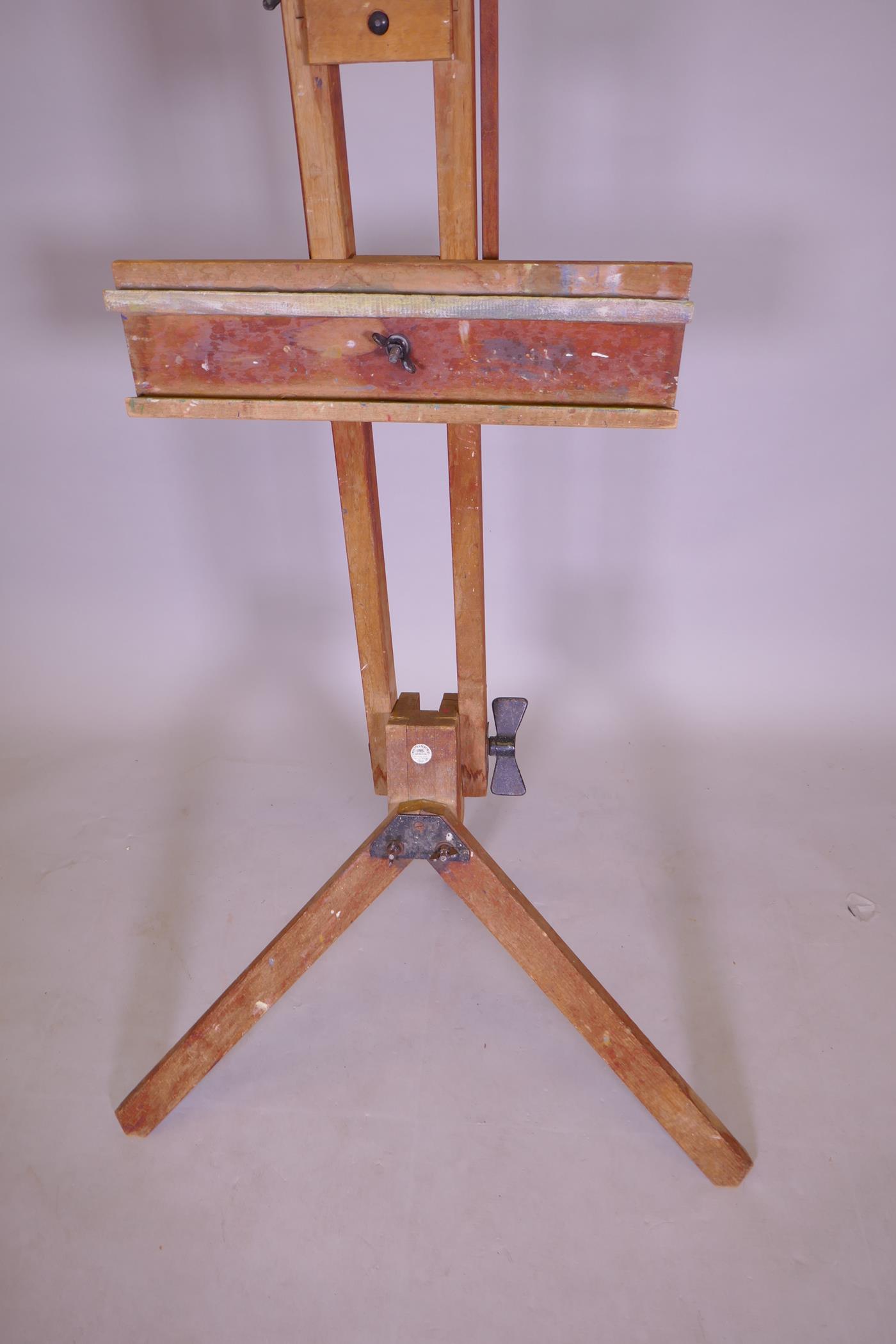 A Windsor and Newton folding artist's easel, 194cm high - Image 2 of 4