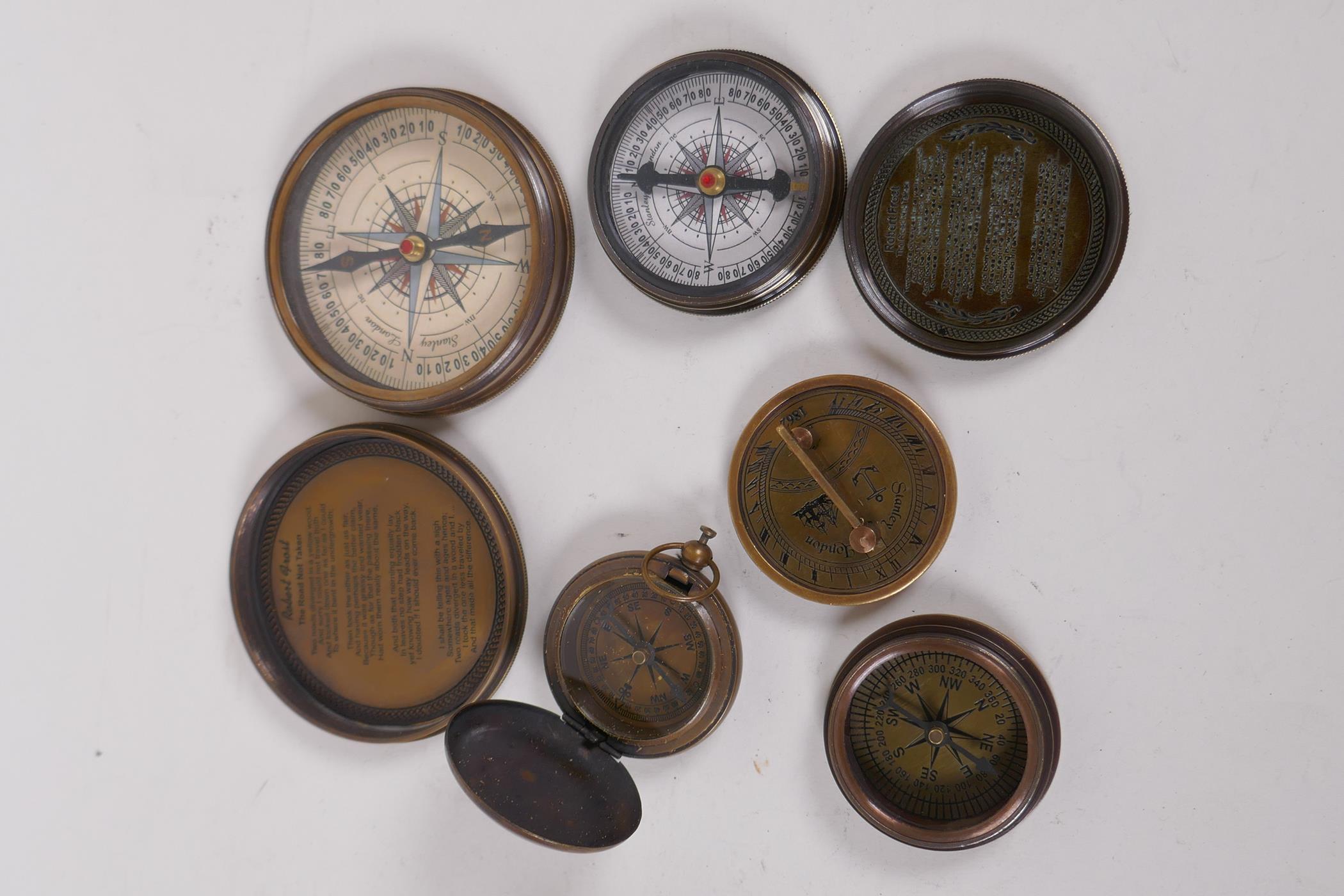 Four assorted reproduction brass compasses, largest 8cm diameter - Image 2 of 2