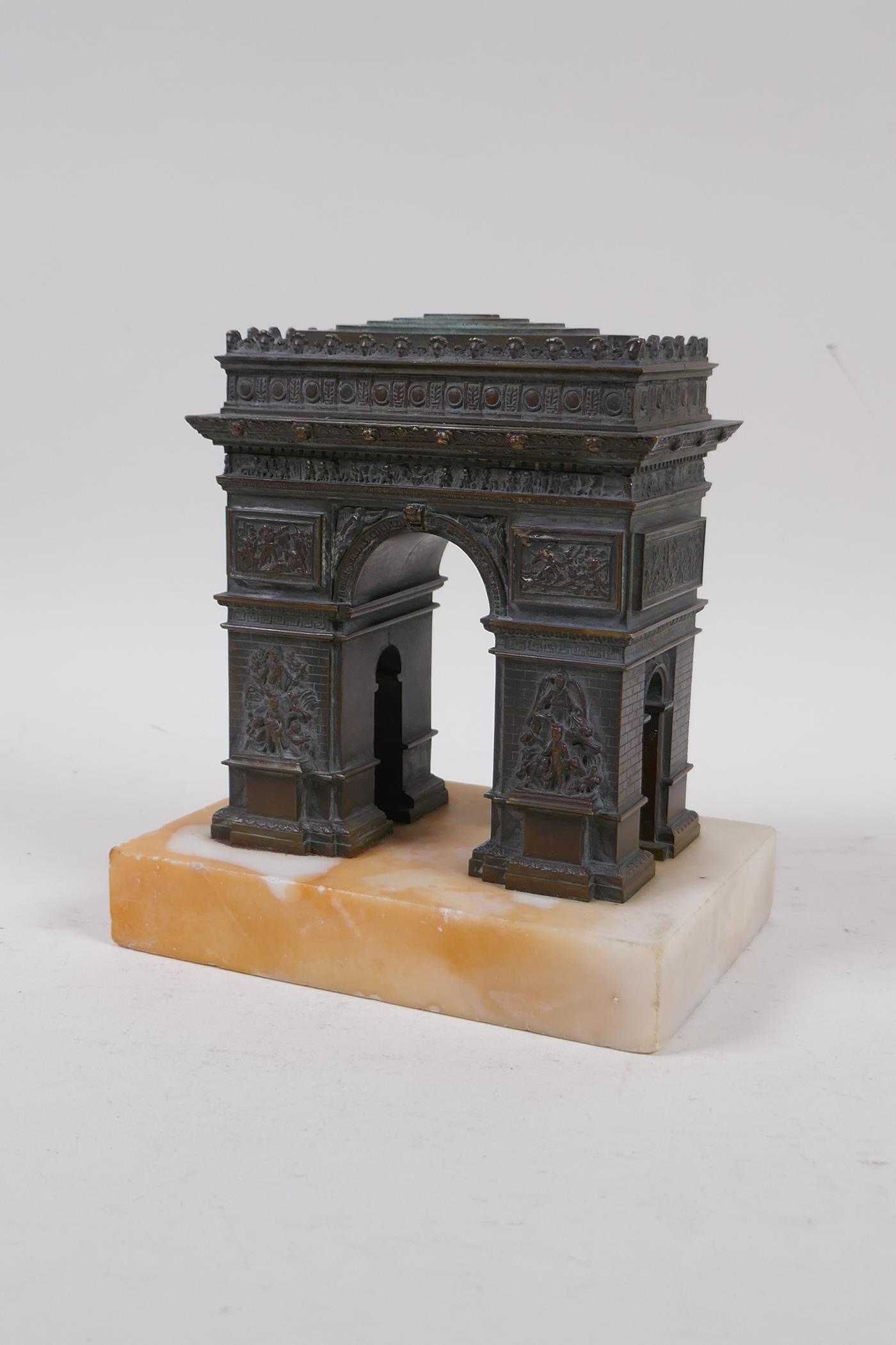 A Grand Tour style bronze Arc de Triomphe, on a marble base, 14cm x 10cm, 16cm high - Image 4 of 4