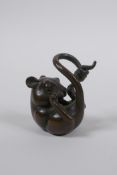 A Japanese bronze okimono rat, mark to base, 5cm high