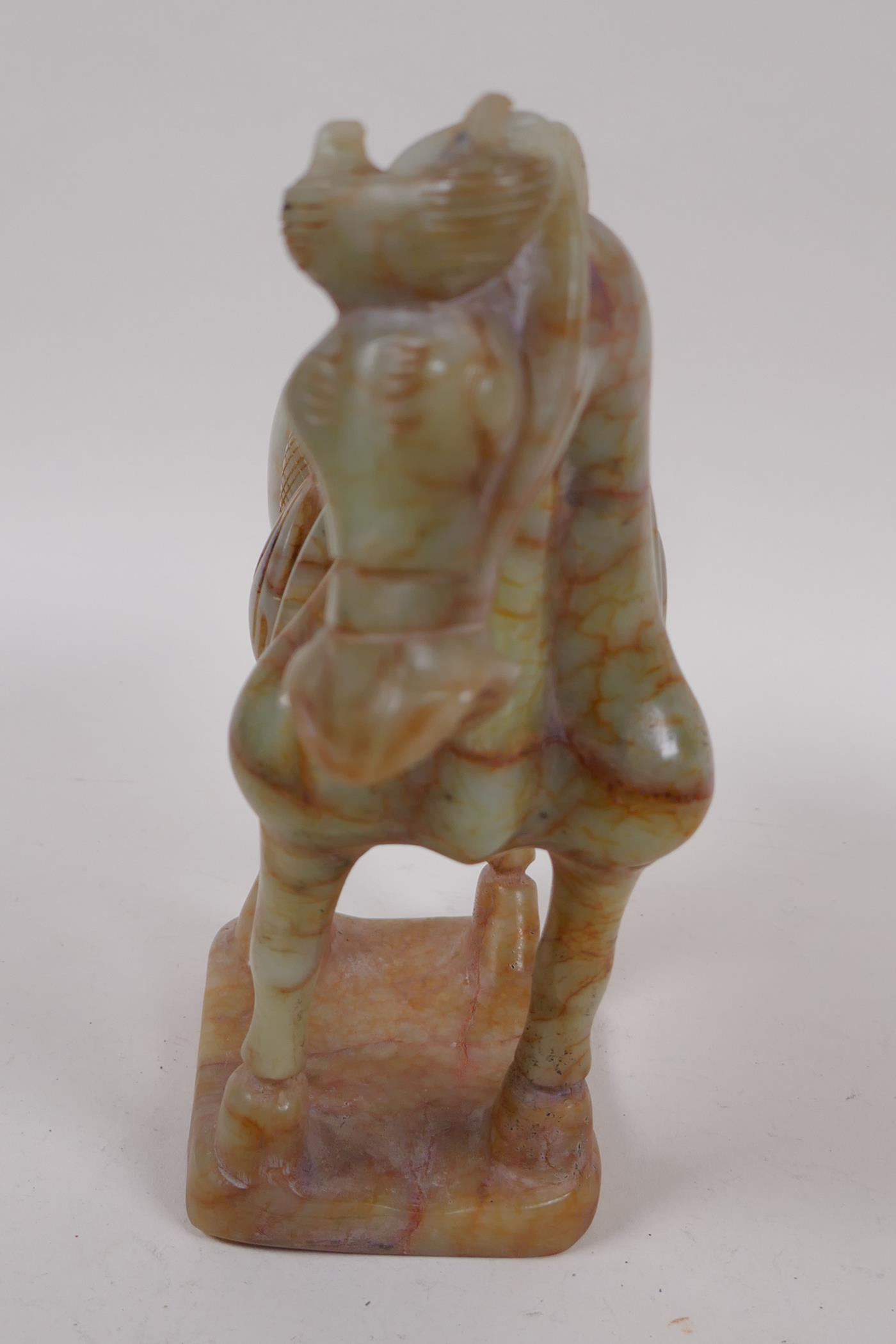 A Chinese carved hardstone figure of a horse, 18cm high - Image 2 of 3