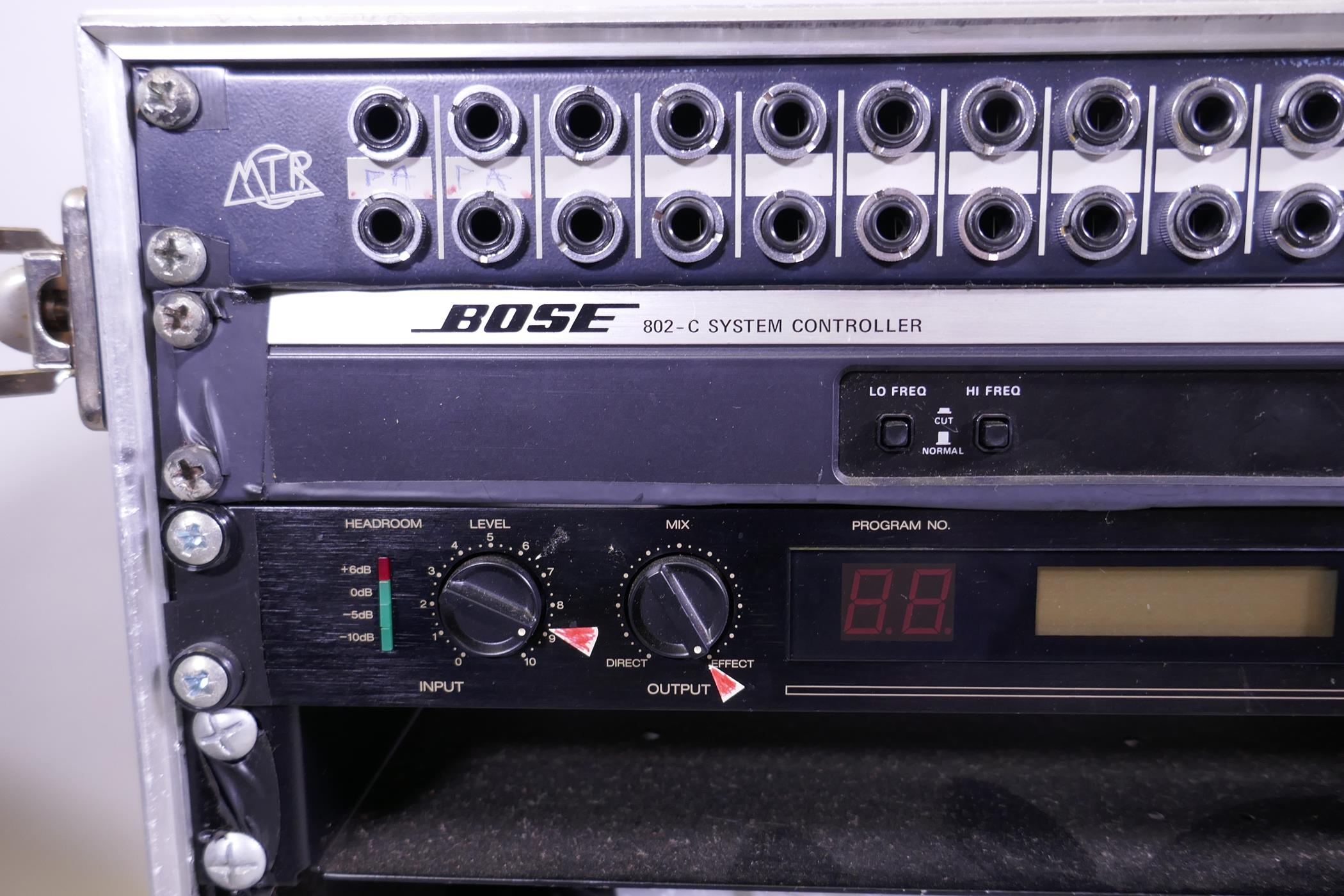 An MTR PB80 audio amplifier in built in an aluminium flight case housing a Bose 802-C system - Image 3 of 8