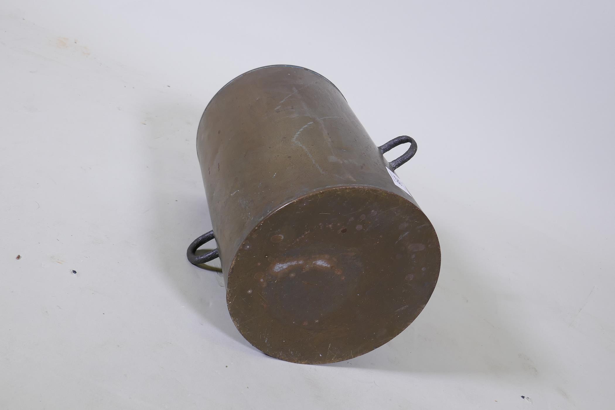 Antique brass buoy, 30 x 20cm - Image 2 of 2