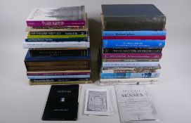 A quantity of art and antiques reference books