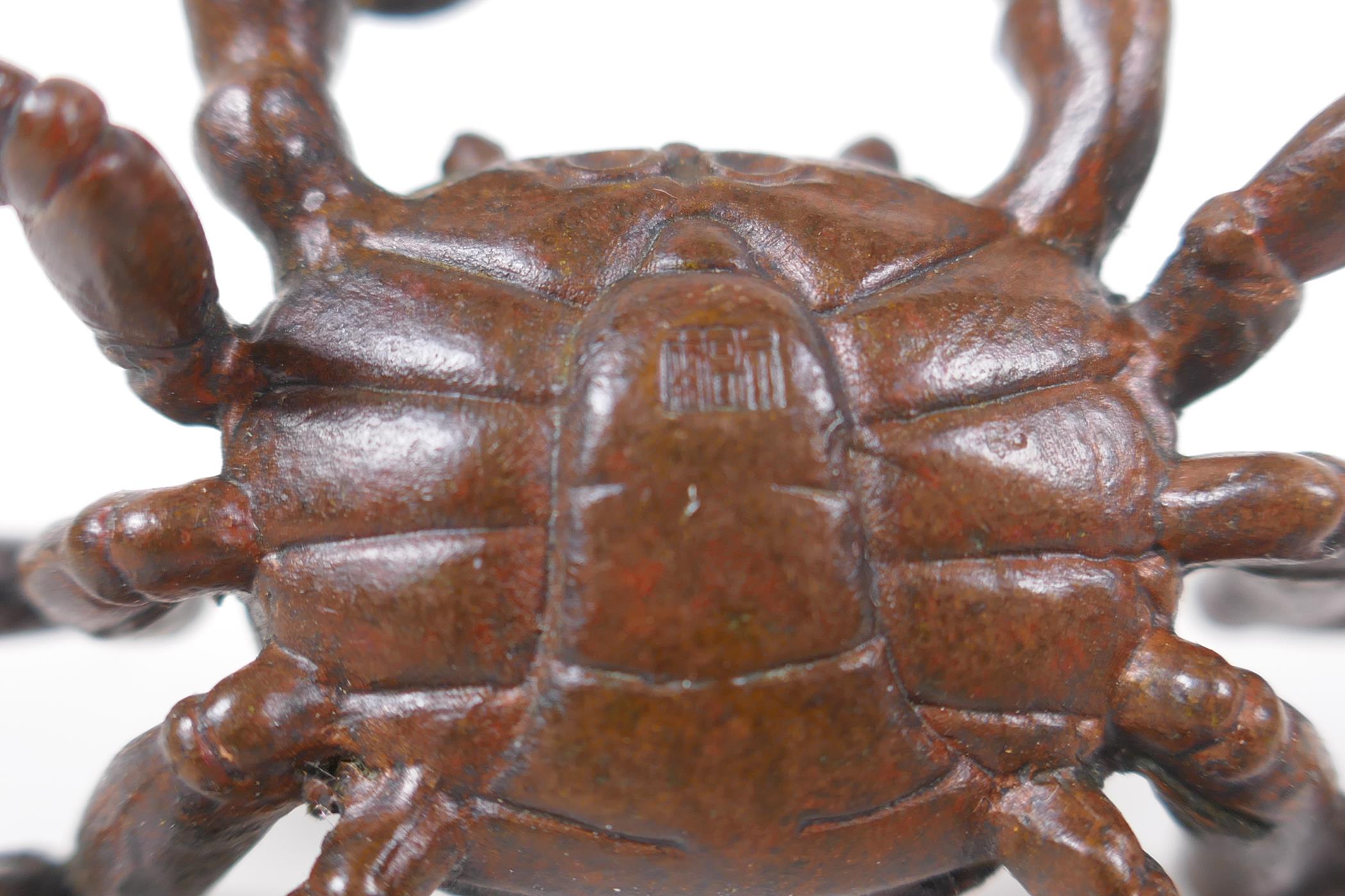 A Japanese bronze okimono crab, 6cm wide - Image 4 of 4