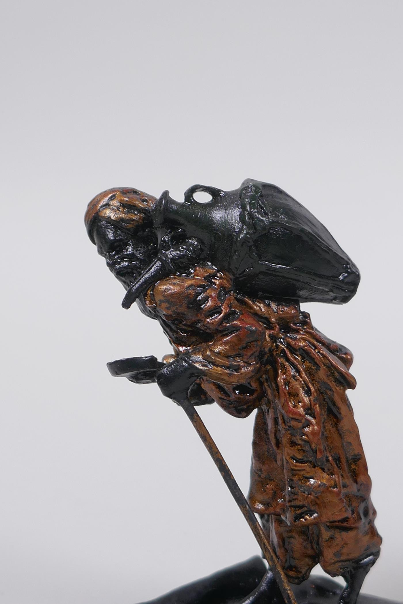 A Bergman style cold painted bronze of an Arab watercarrier, 8cm high - Image 2 of 5