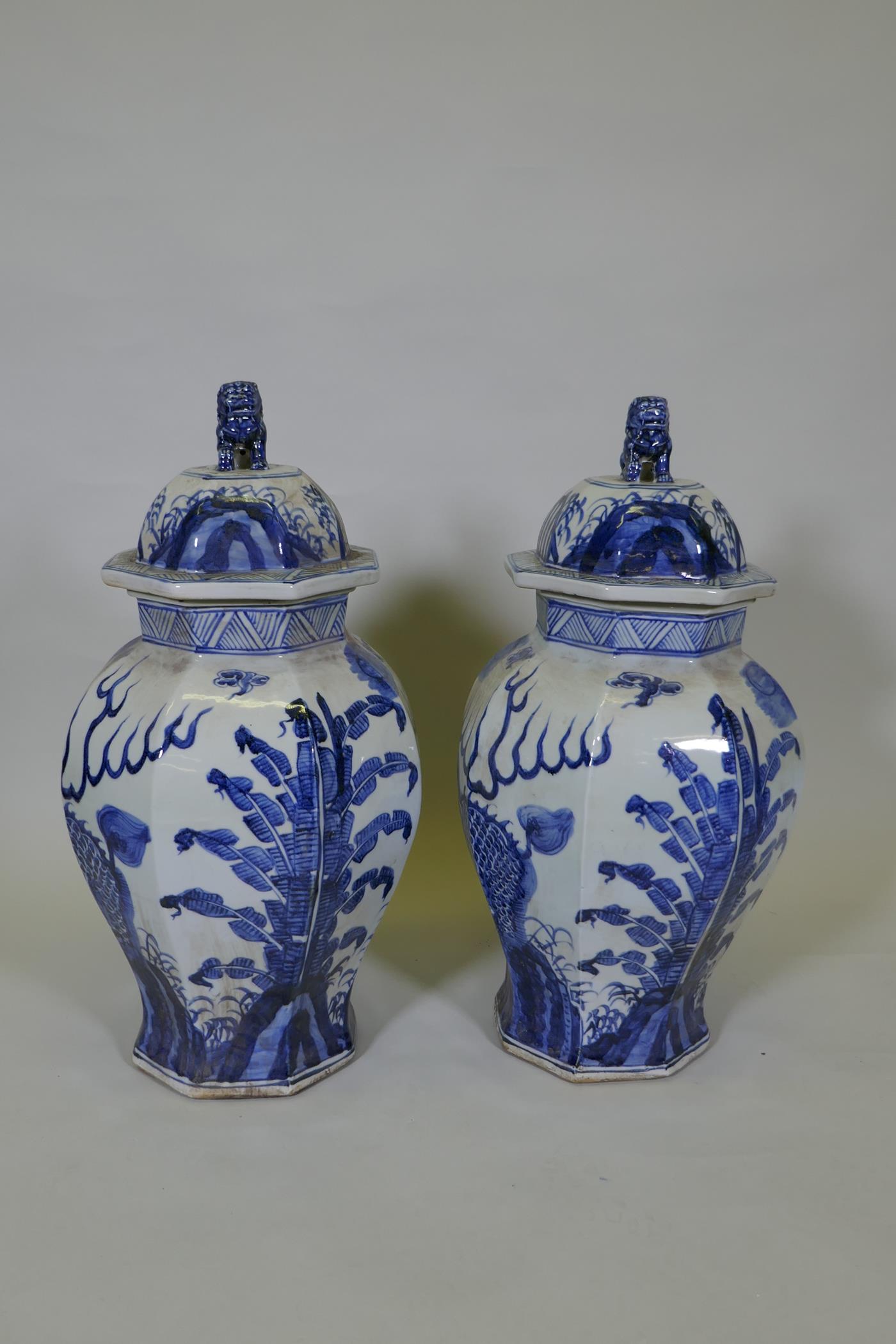 A pair of Chinese blue and white porcelain octagonal jar and covers, decorated with kylin in a - Image 2 of 6