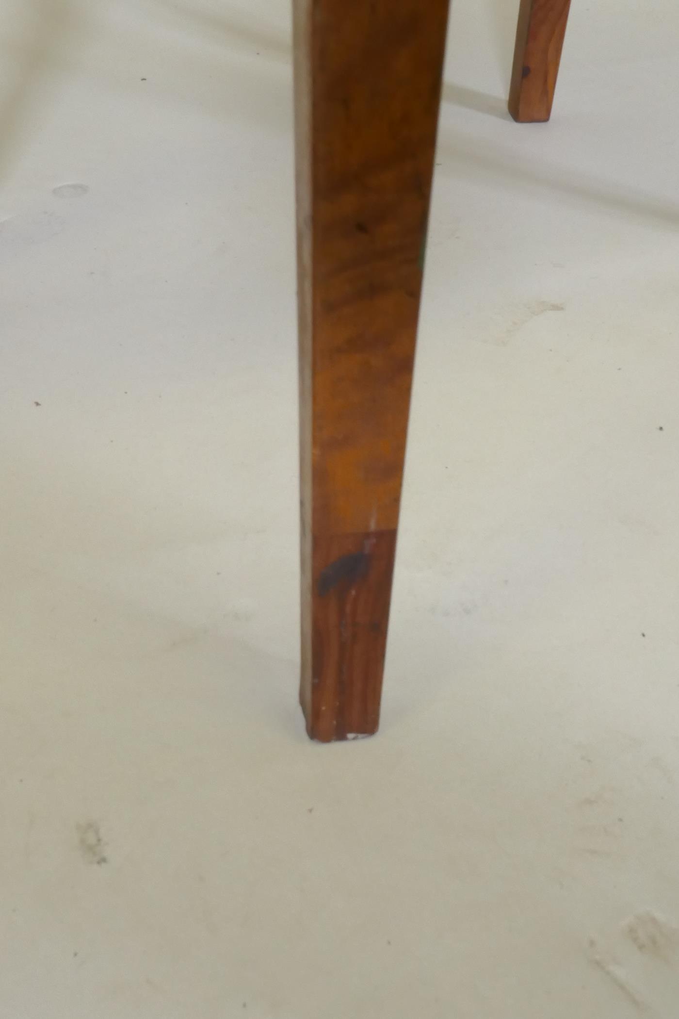 A C19th satinwood occasional table with segmented veneered oval top with laburnum crossbanding, 61 x - Image 4 of 6