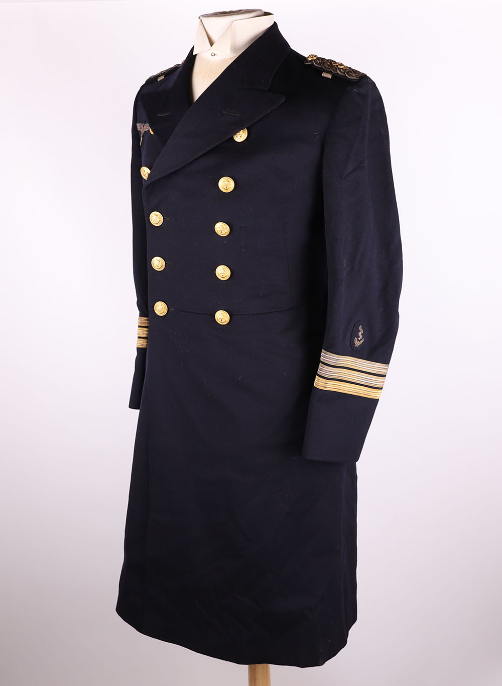 WW2 German Kriegsmarine Medical Officers Frock Coat - Image 4 of 10