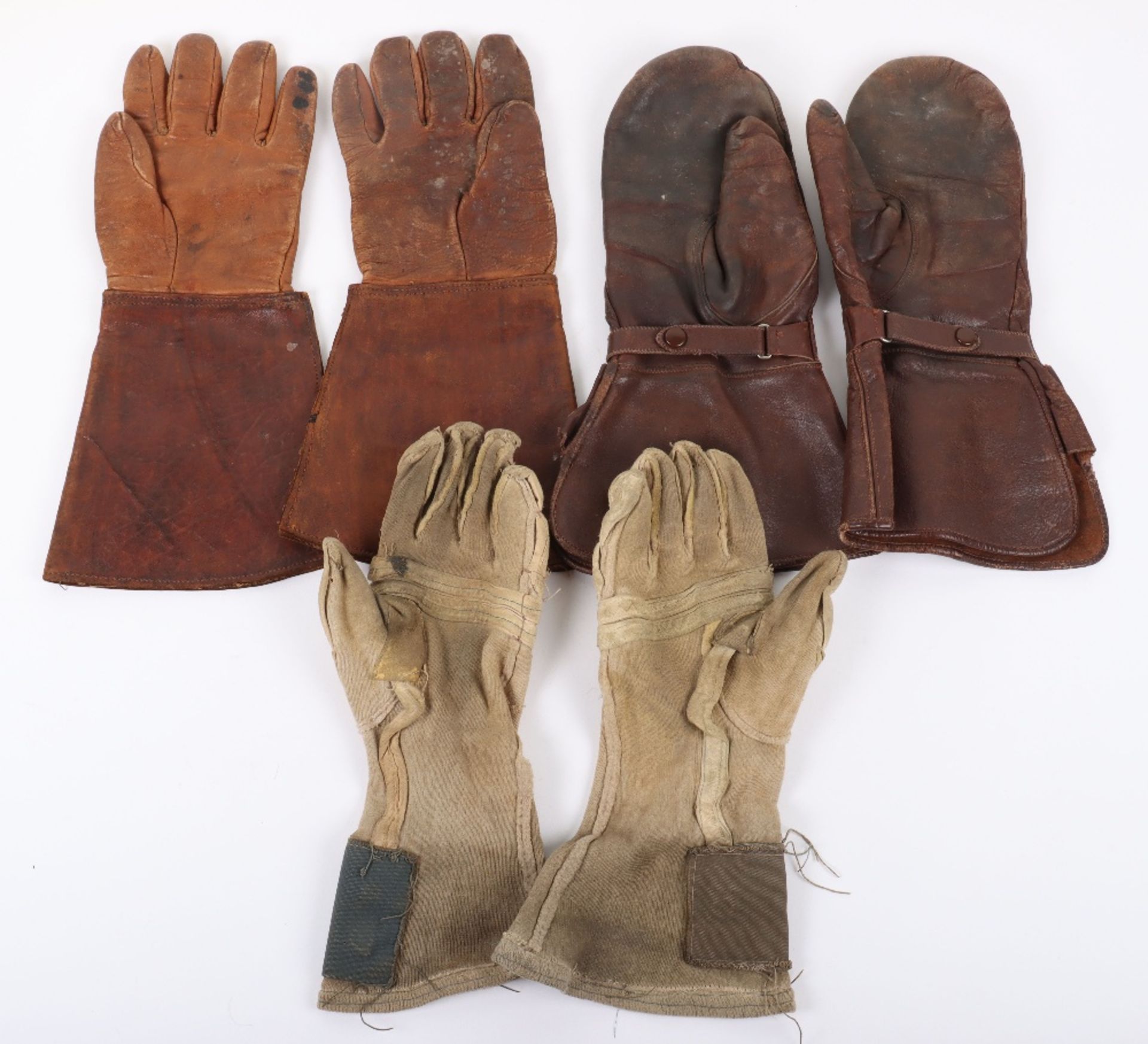 WW2 Style RAF Leather Flying Gloves - Image 2 of 2