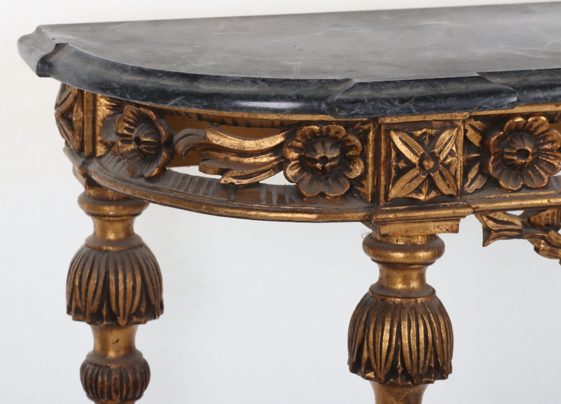 A French giltwood and marble top console table - Image 5 of 7