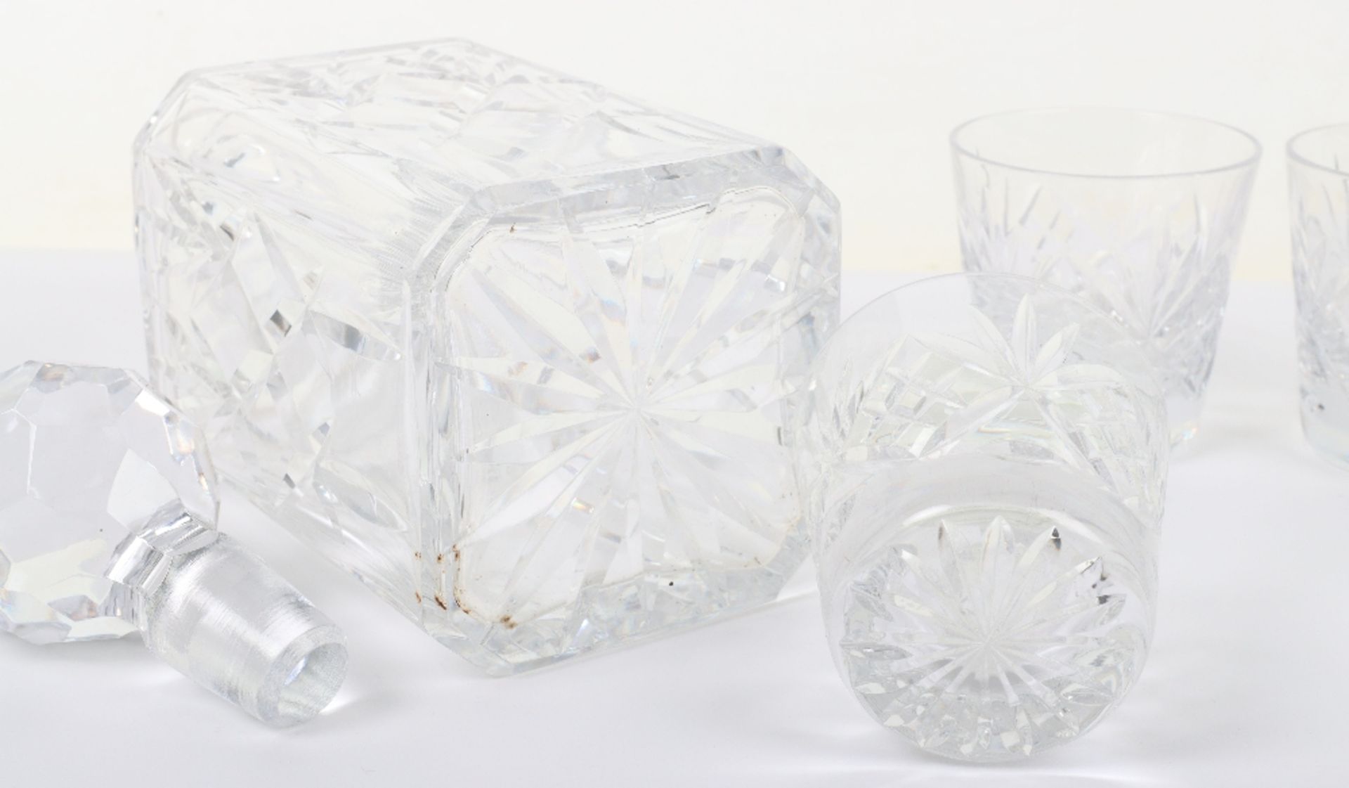 A quantity of cut glass including glasses and decanter - Bild 9 aus 9