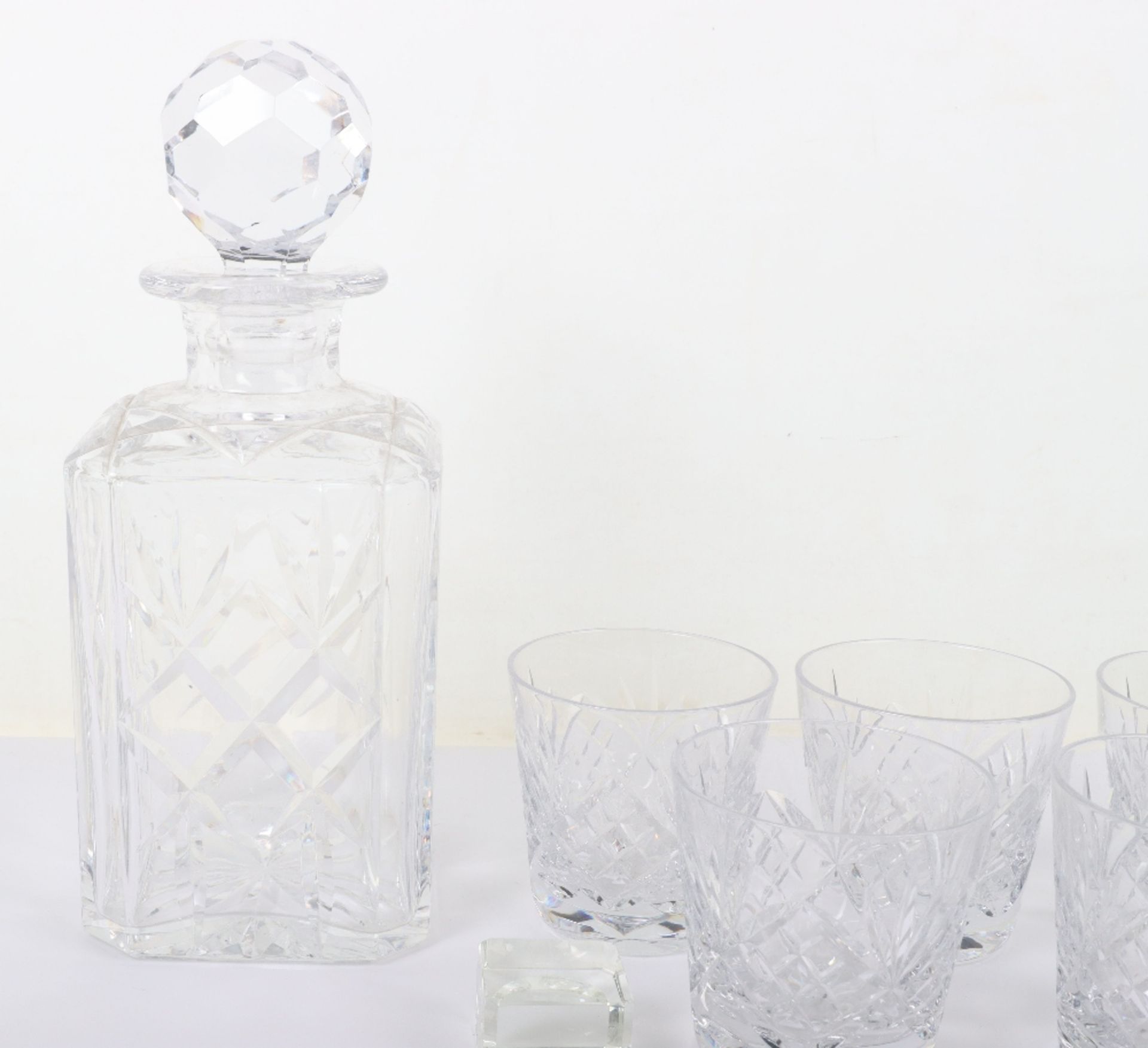 A quantity of cut glass including glasses and decanter - Bild 8 aus 9