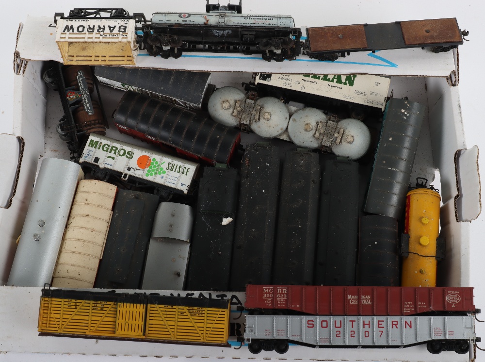 Collection of various HO/OO gauge locomotives and rolling stock - Bild 4 aus 8