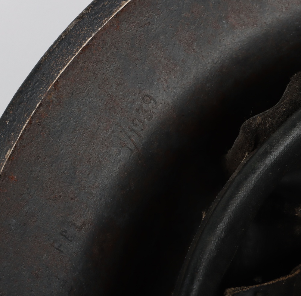 WW2 British Royal Navy Lieutenant Commanders Steel Helmet - Image 8 of 8