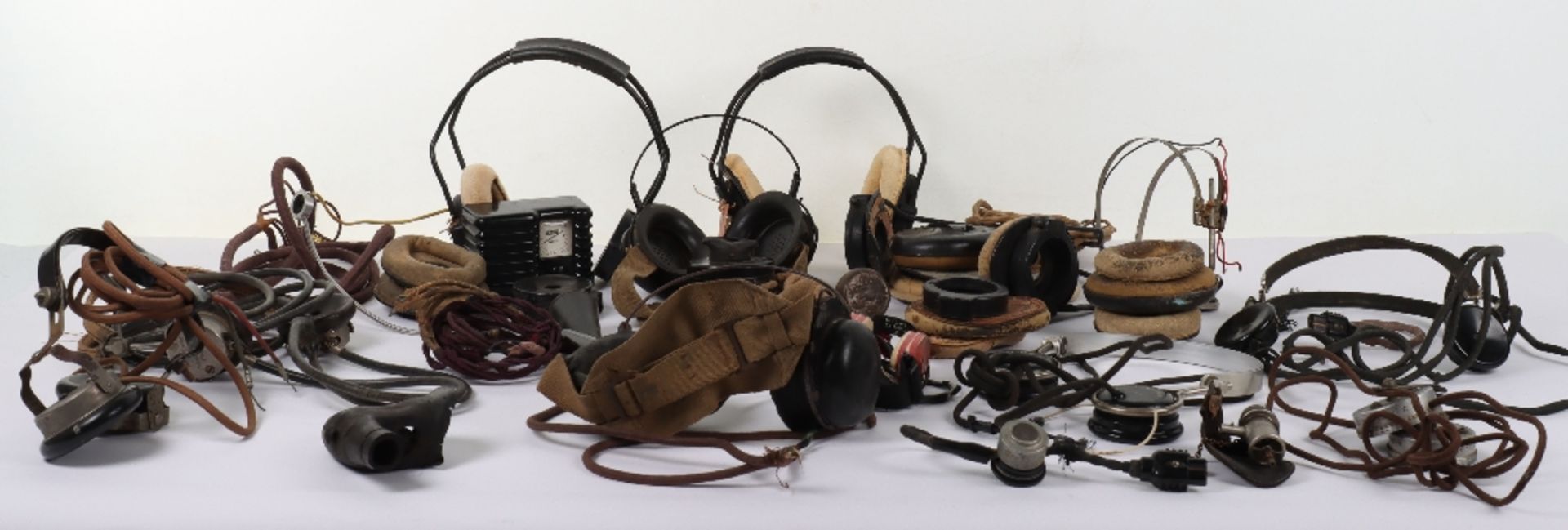WW2 RAF Flying Helmet Headphone and Parts - Bild 2 aus 5