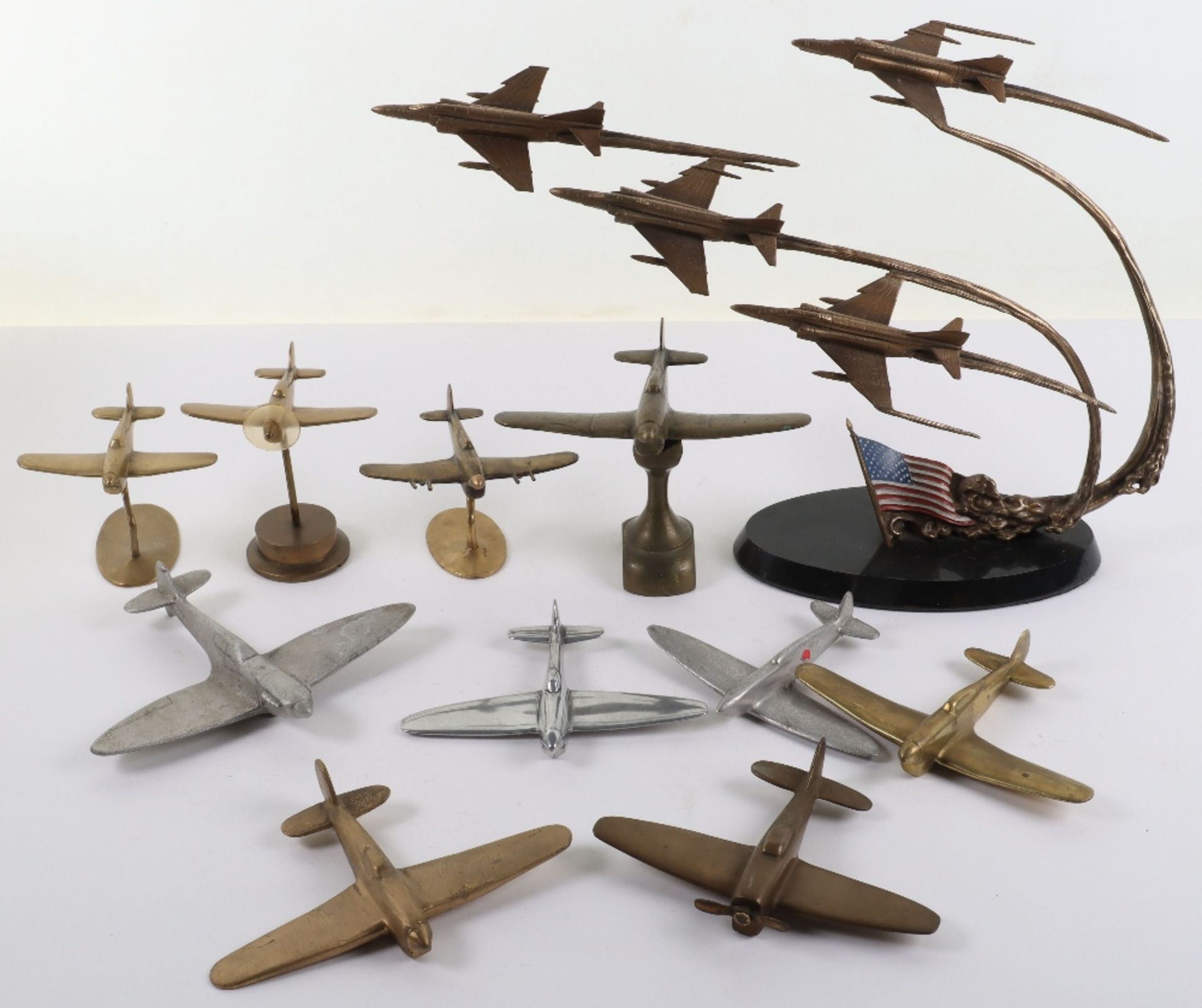 Desk Models of Fighter Aircraft - Bild 2 aus 7