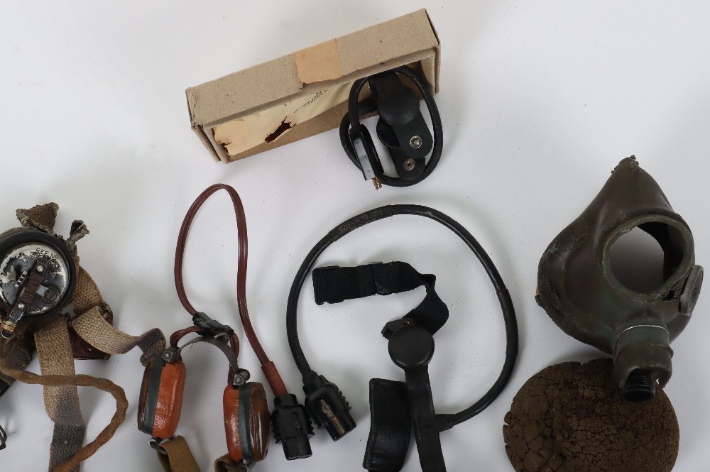 WW2 USAF/RAF Microphones and Flying Helmet Parts - Bild 3 aus 6