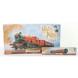 Hornby 00 gauge Harry Potter and the Chamber of Secrets Hogwarts Express train set