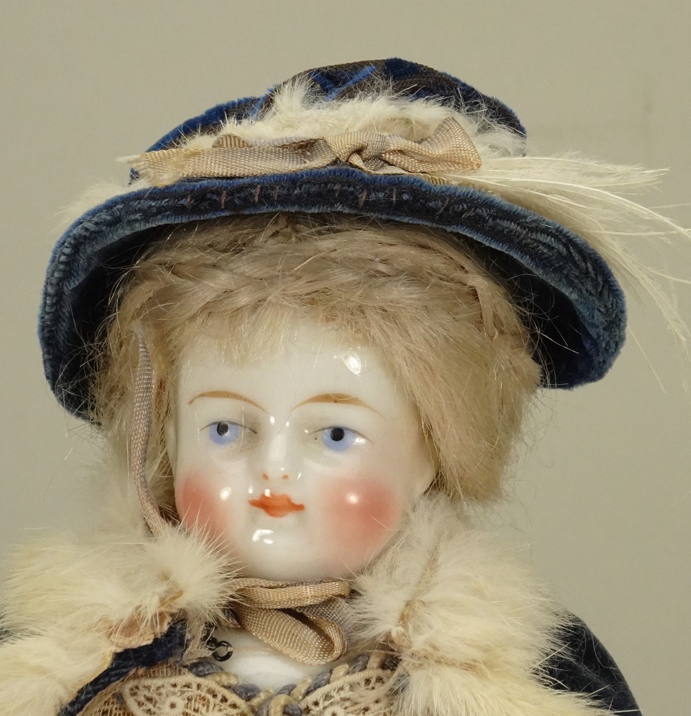 Good Biedermeier glazed china shoulder head doll, German 1860s, - Image 2 of 2