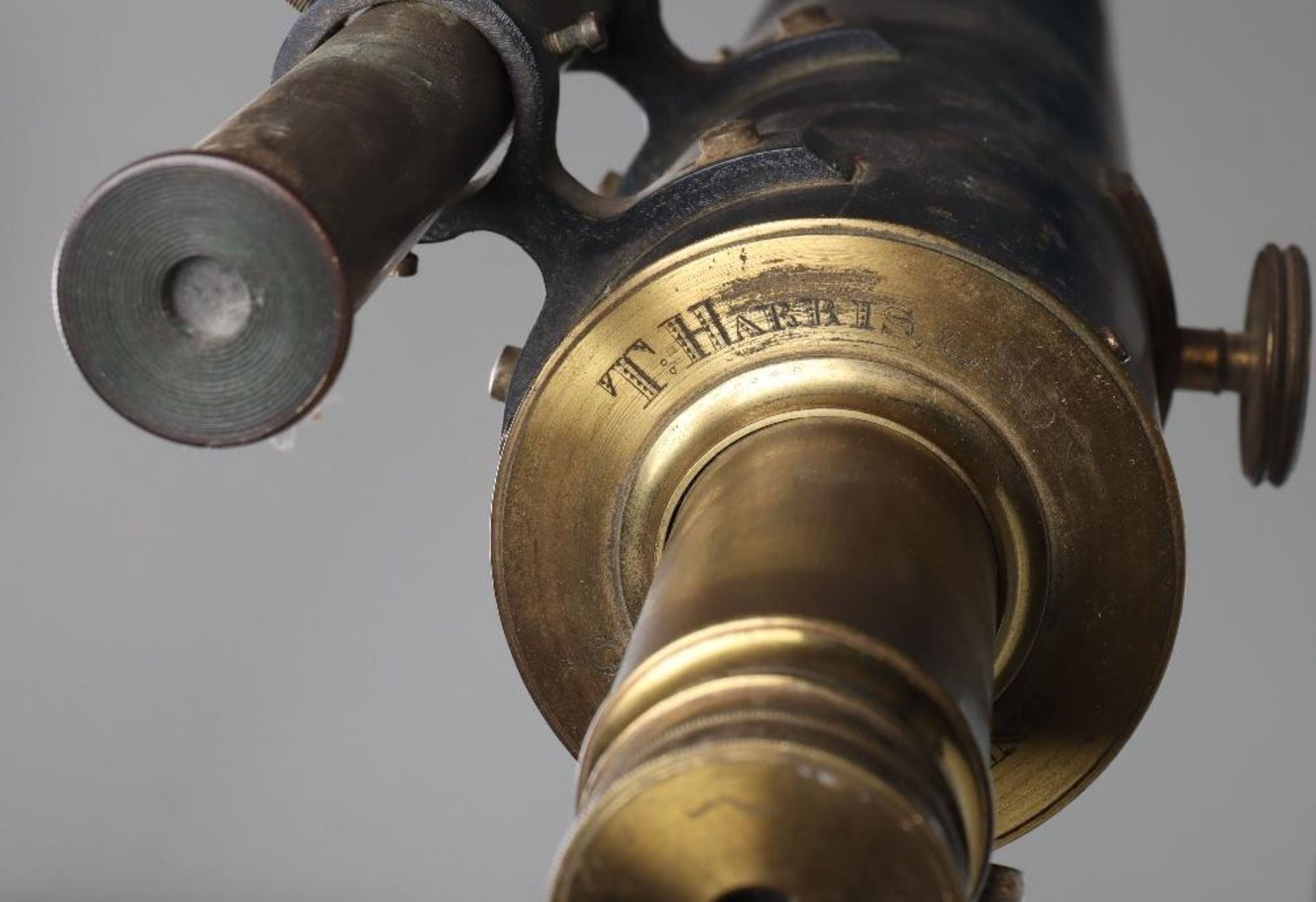 A Victorian 3.5in refracting telescope by T. Harris & Son, c.1840 - Image 6 of 8