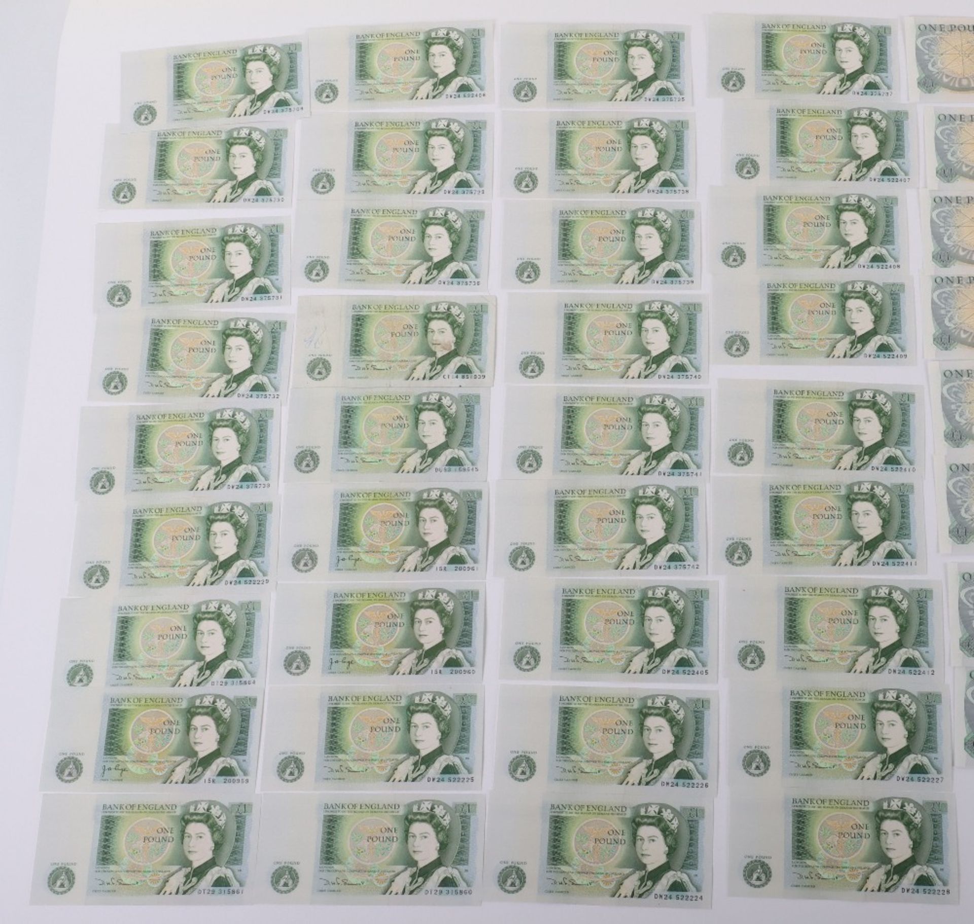 Bank of England, One Pound, several runs of serial numbers - Image 3 of 4