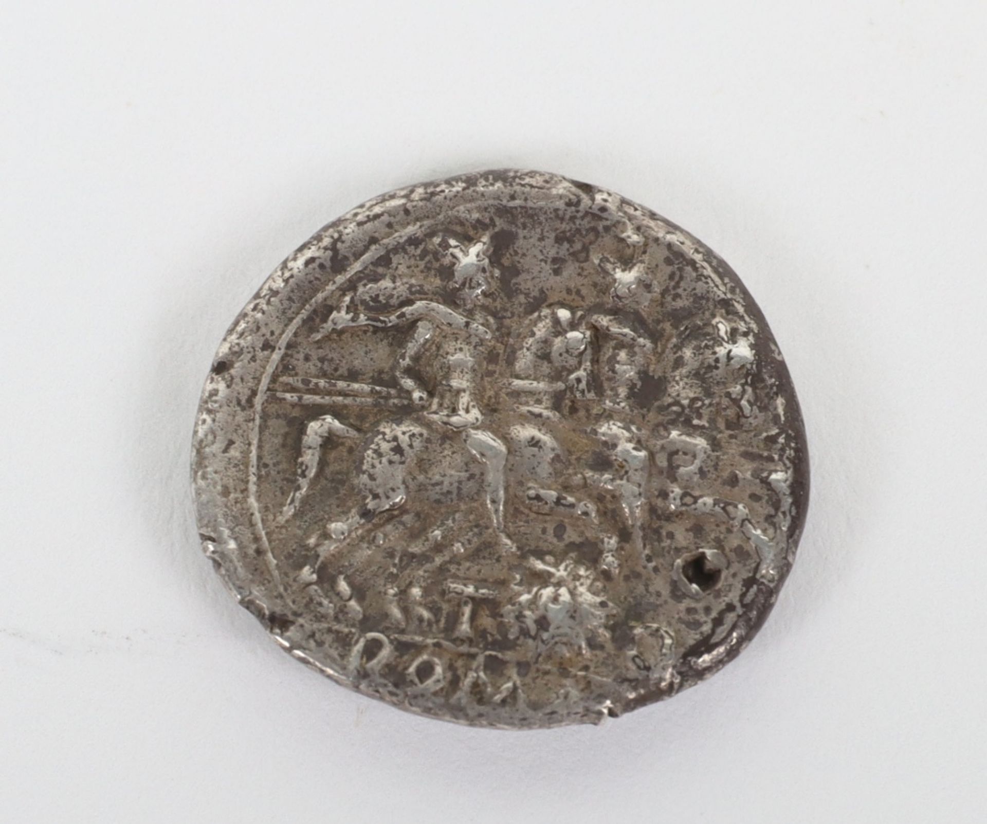Titus Quinctius Flamininus, Denarius, Rome, 126BC, AR - Image 2 of 2