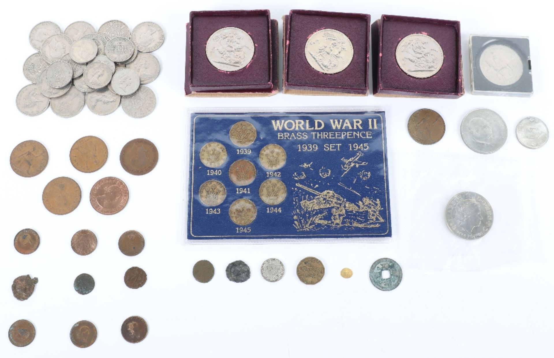 Mixed coinage including GB Threepence WWII set 1939-1946