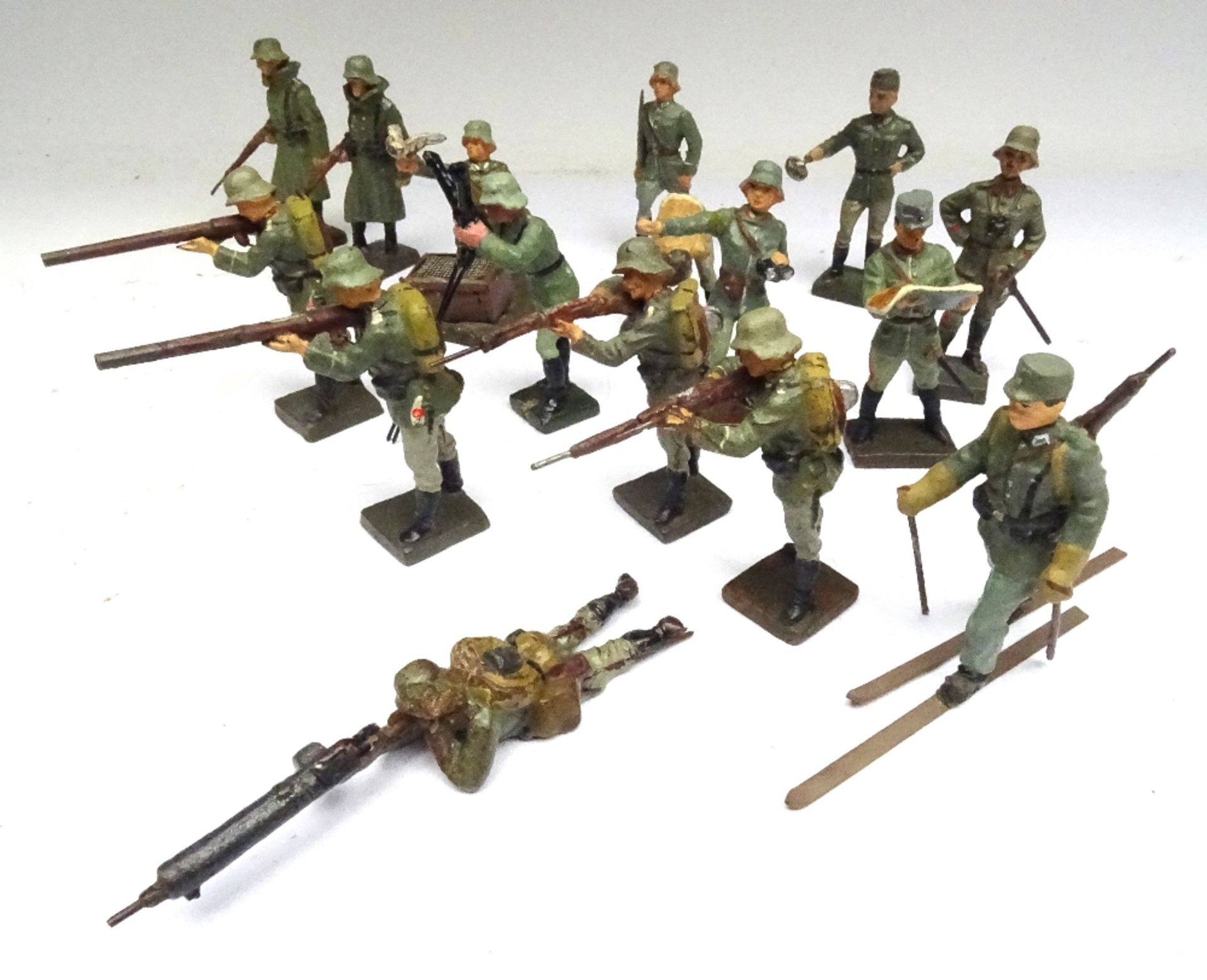 David Hawkins Collection Lineol 70mm scale WWI German Army Ski-trooper - Image 2 of 4