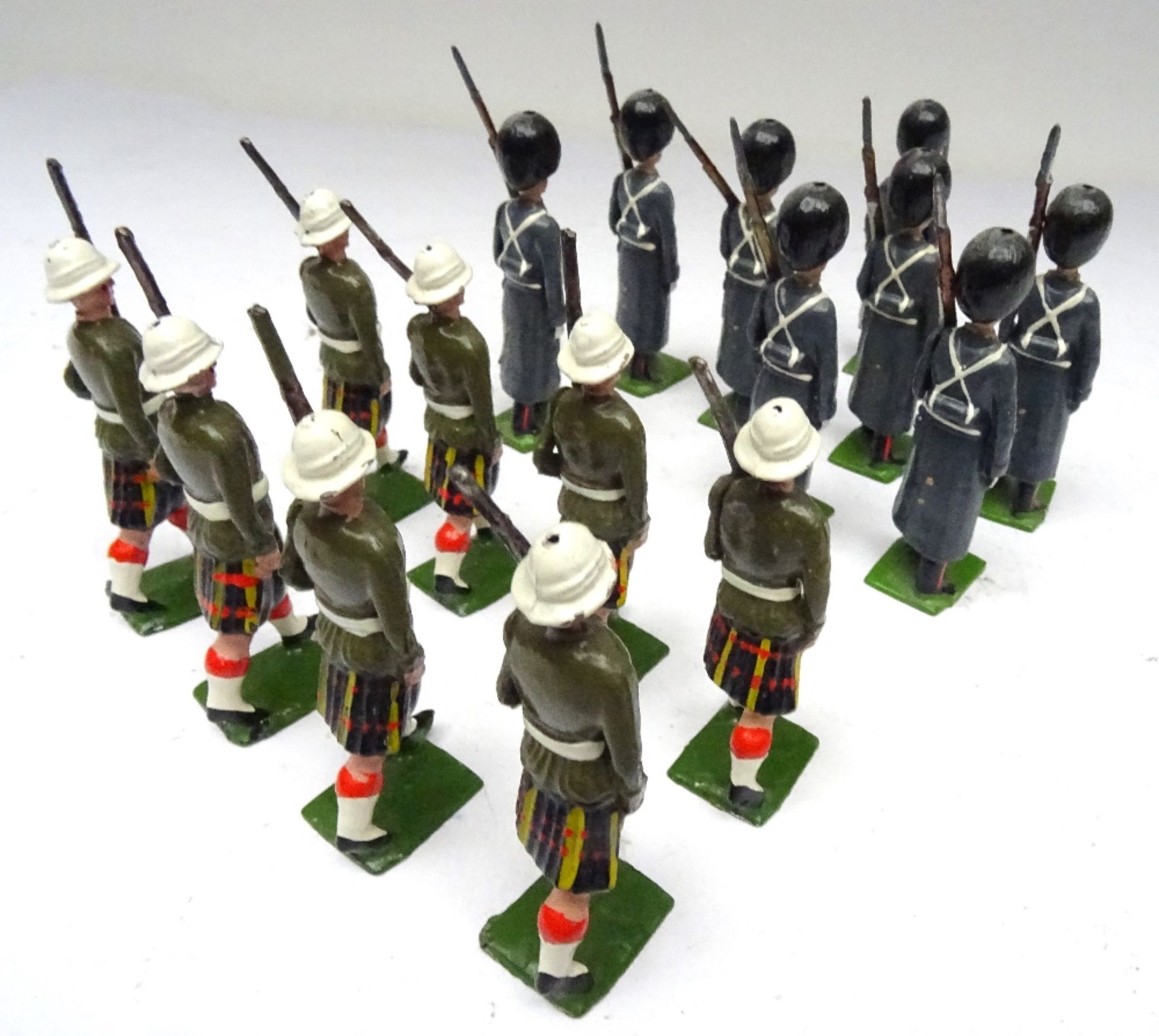 Britains set 312, Grenadier Guards in greatcoats - Bild 4 aus 6