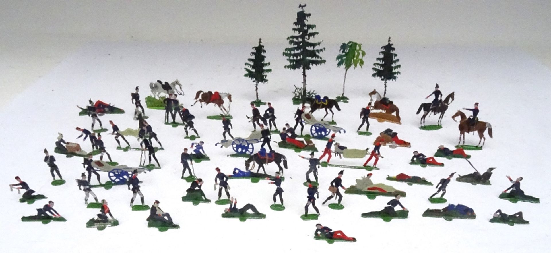 28mm scale German flat figures: British mounted Life Guards - Image 8 of 15