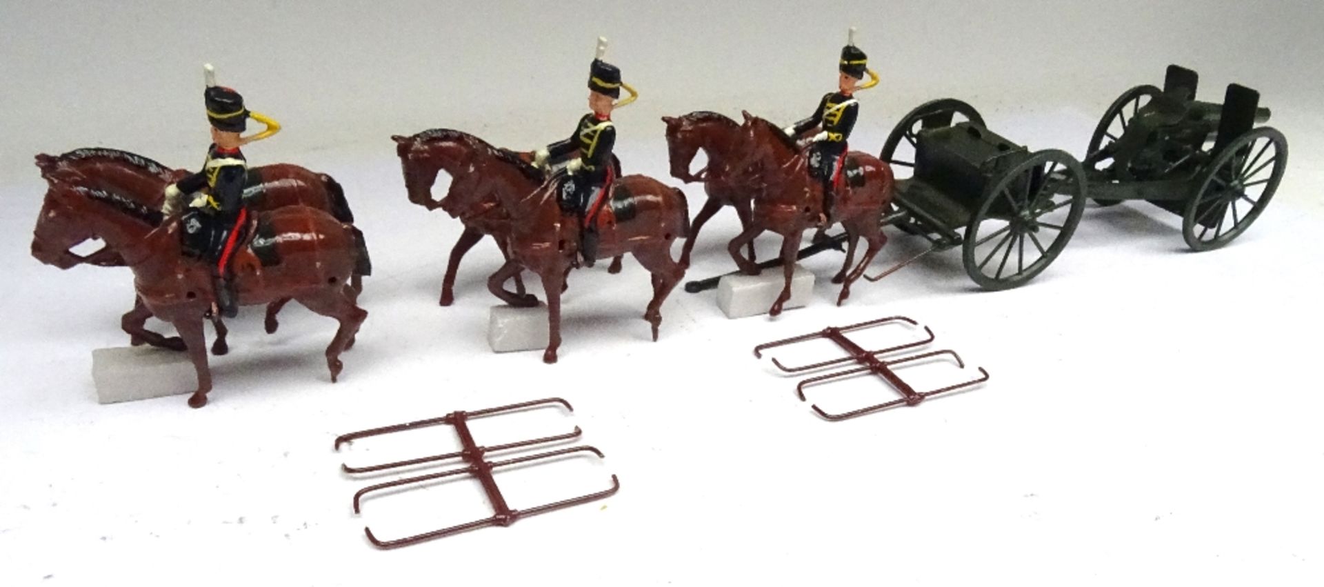 Britains set 2077, King's Troop, Royal Horse Artillery - Image 3 of 5
