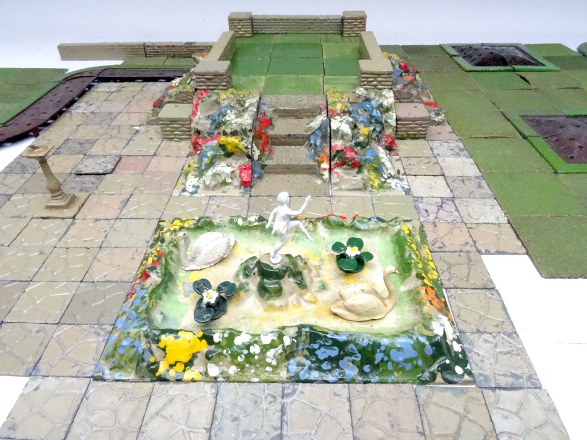 Britains Miniature Gardening Lily Pond - Image 3 of 3