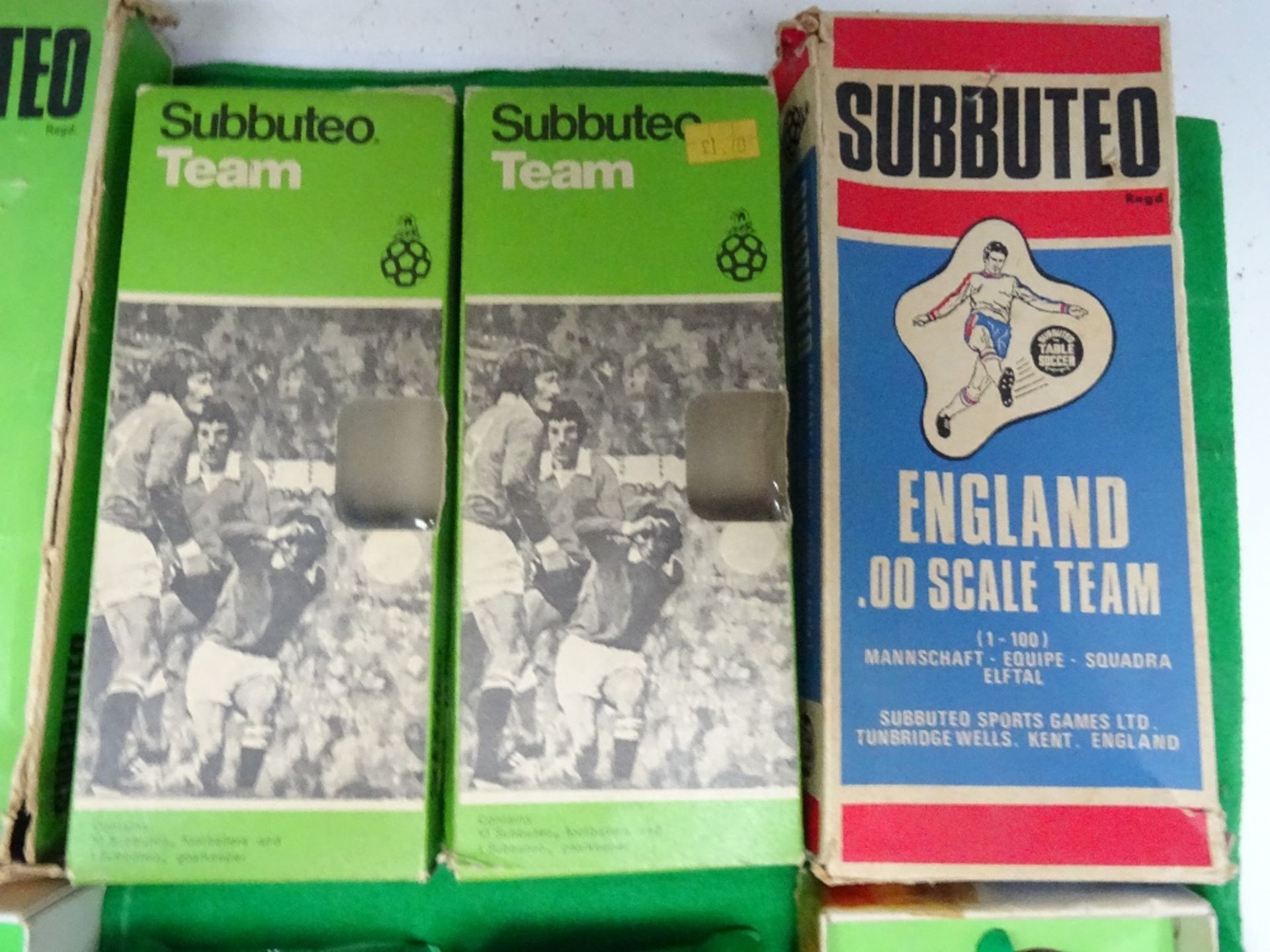 Subbuteo Football Team figures - Image 3 of 3