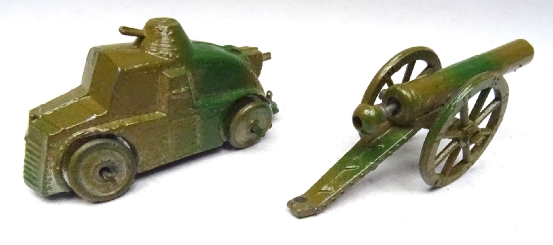 Crescent RARE miniature Armoured Car and Gun set - Image 2 of 5