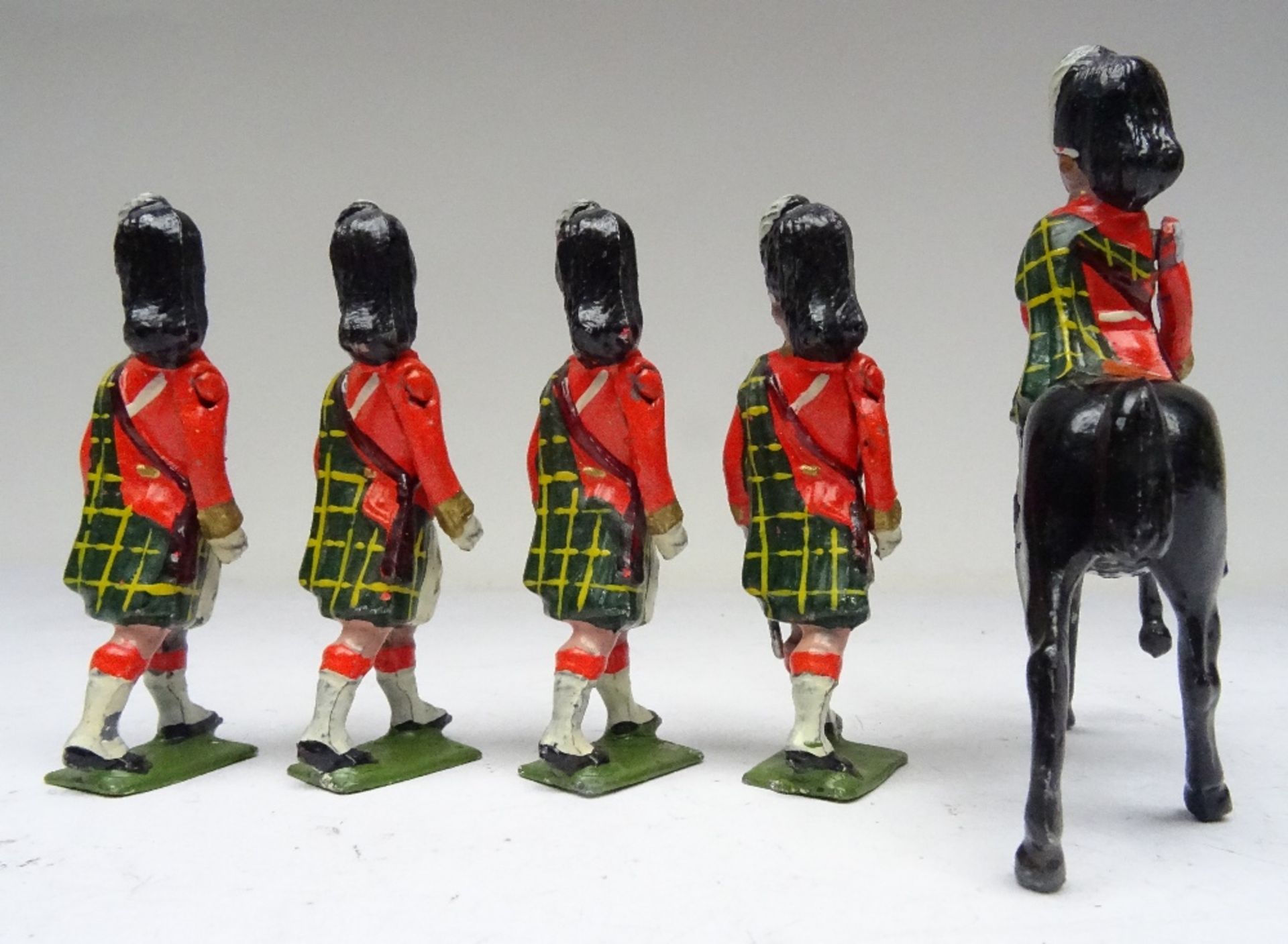 Britains set 437, Officers of the Gordon Highlanders - Bild 4 aus 4