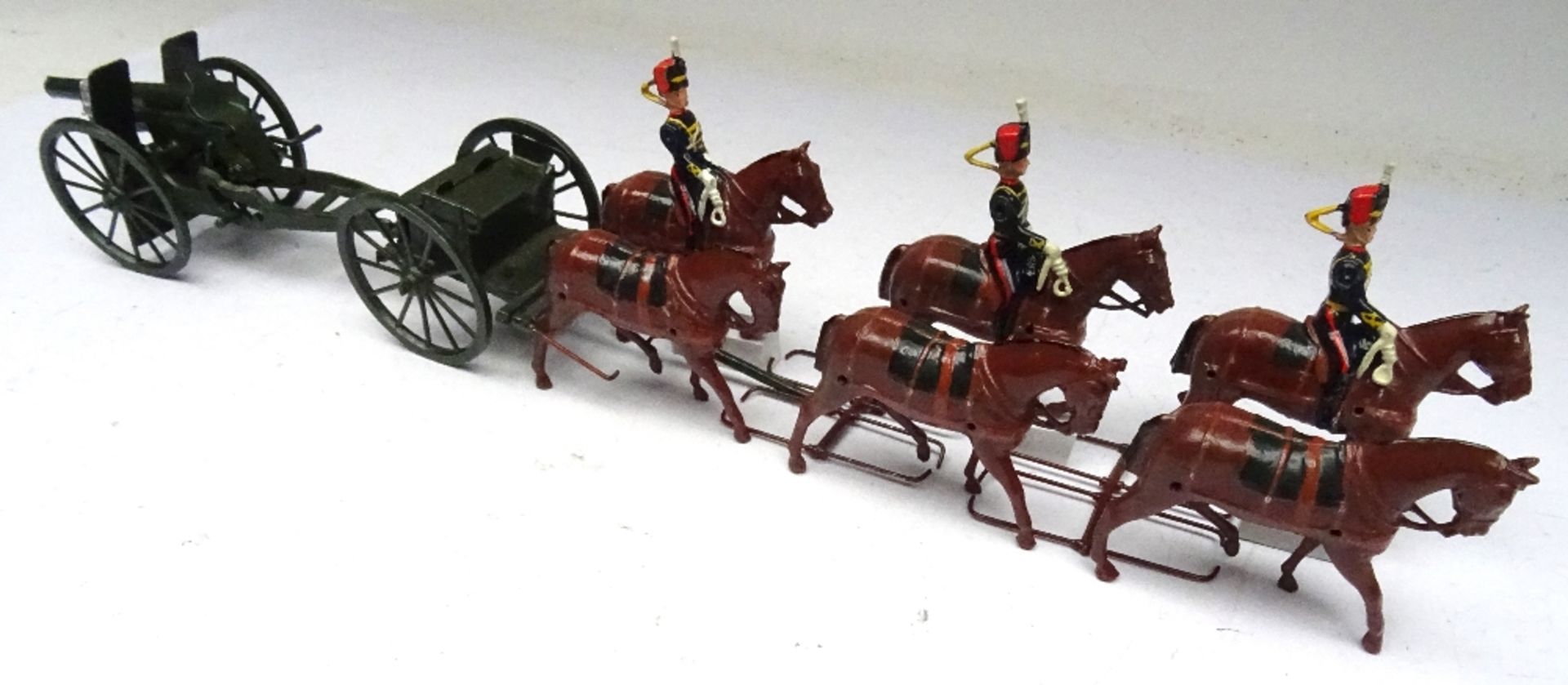 Britains set 2077, King's Troop, Royal Horse Artillery - Image 2 of 5