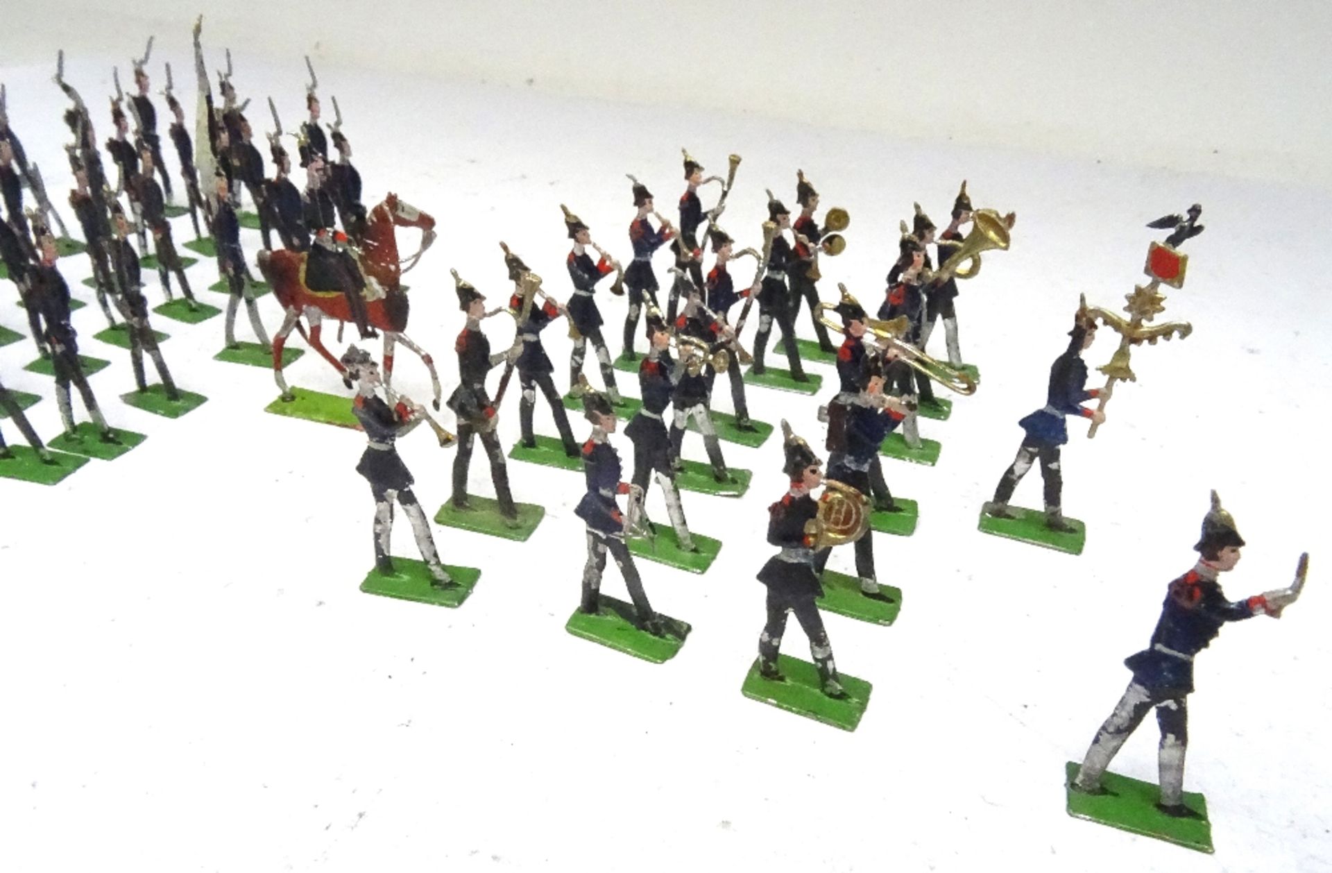 28mm scale German flat figures: British mounted Life Guards - Image 15 of 15