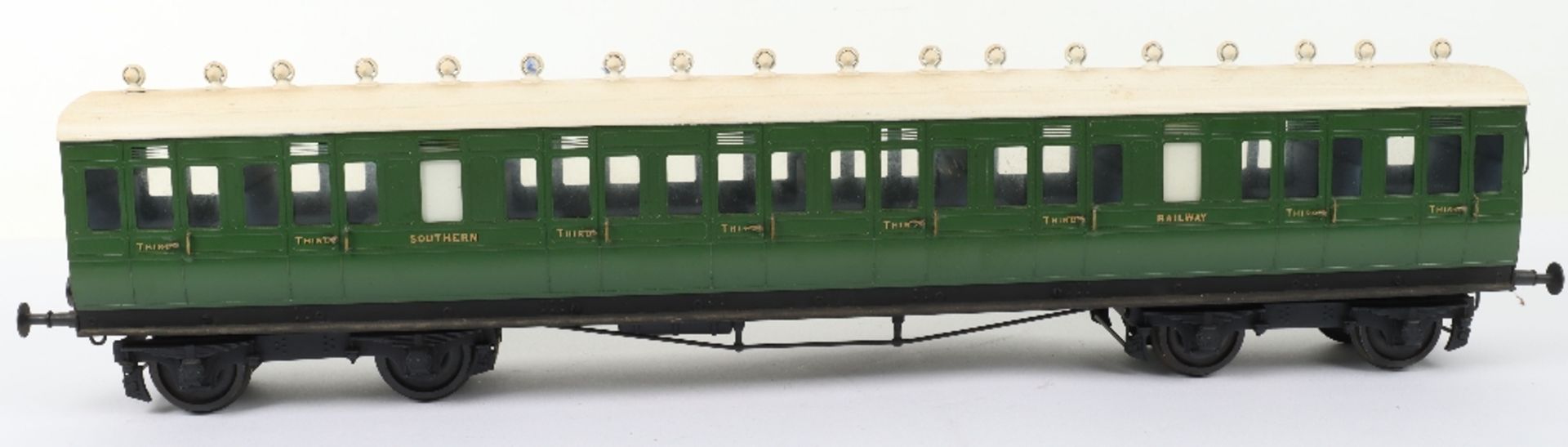 A fine J&M Models Gauge I Southern Railway Passenger Coach - Image 2 of 6