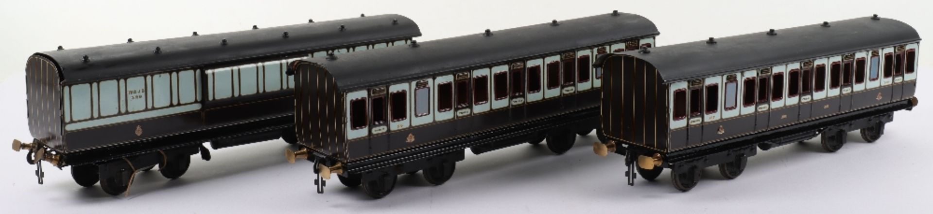 Gauge 1 tinplate GWR passenger coaches and wagons - Bild 2 aus 8